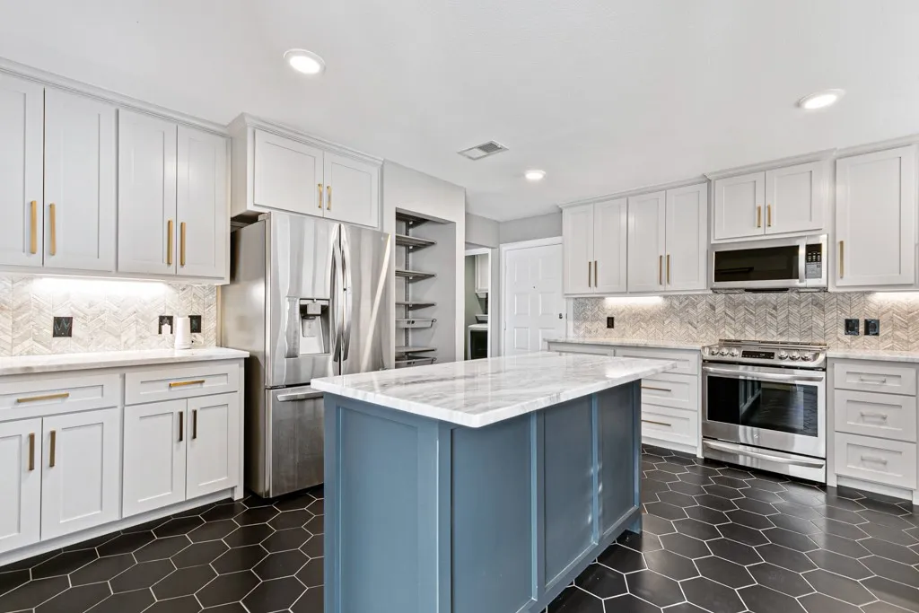 Stainless appliance package include fridge which conveys.