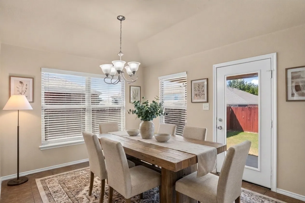 Virtually staged dining area