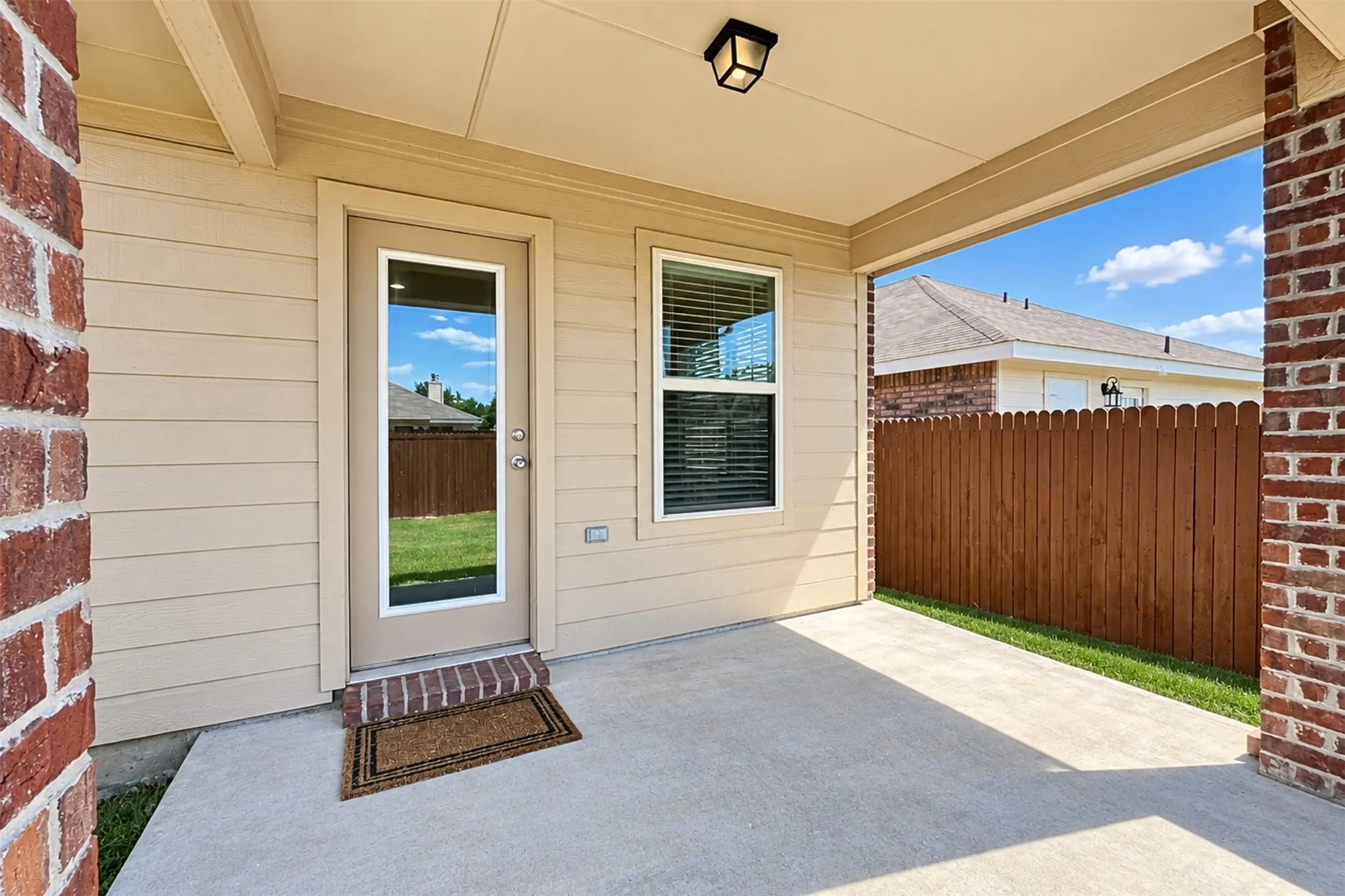 Single Family Residence For Rent in Collin County , 1213 Lambert Drive, Princeton, Texas 75407, 3 Bedroom, 2 Bathroom, 2 Garage spaces, 1,691 Sqft, built in 2014, mls#21383283, Real Estate Agent in Princeton, Homes For Rent in Collin county, Homes For Rent in Princeton, Realtor in Princeton Texas, Real Estate Brokerage Independent Realty Texas, Luminita Cordes Realtor