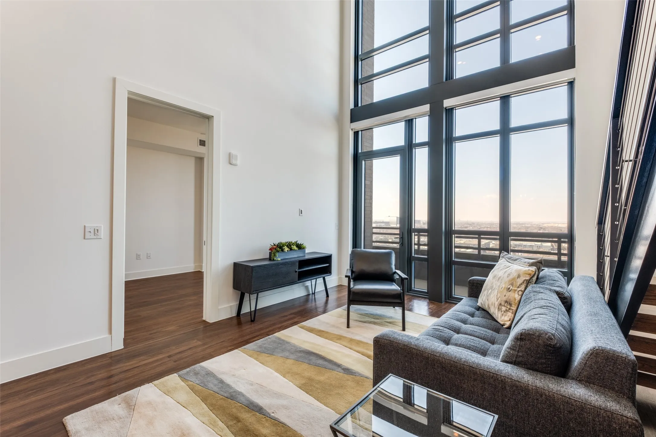 Apartment For Rent in Dallas County , 3611 Congress Avenue 2102, Dallas, Texas 75219, 2 Bedroom, 2 Bathroom, 2 Garage spaces, 1,402 Sqft, built in 2021, mls#21383395, Real Estate Agent in Dallas, Homes For Rent in Dallas county, Homes For Rent in Dallas, Realtor in Dallas Texas, Real Estate Brokerage Independent Realty Texas, Luminita Cordes Realtor