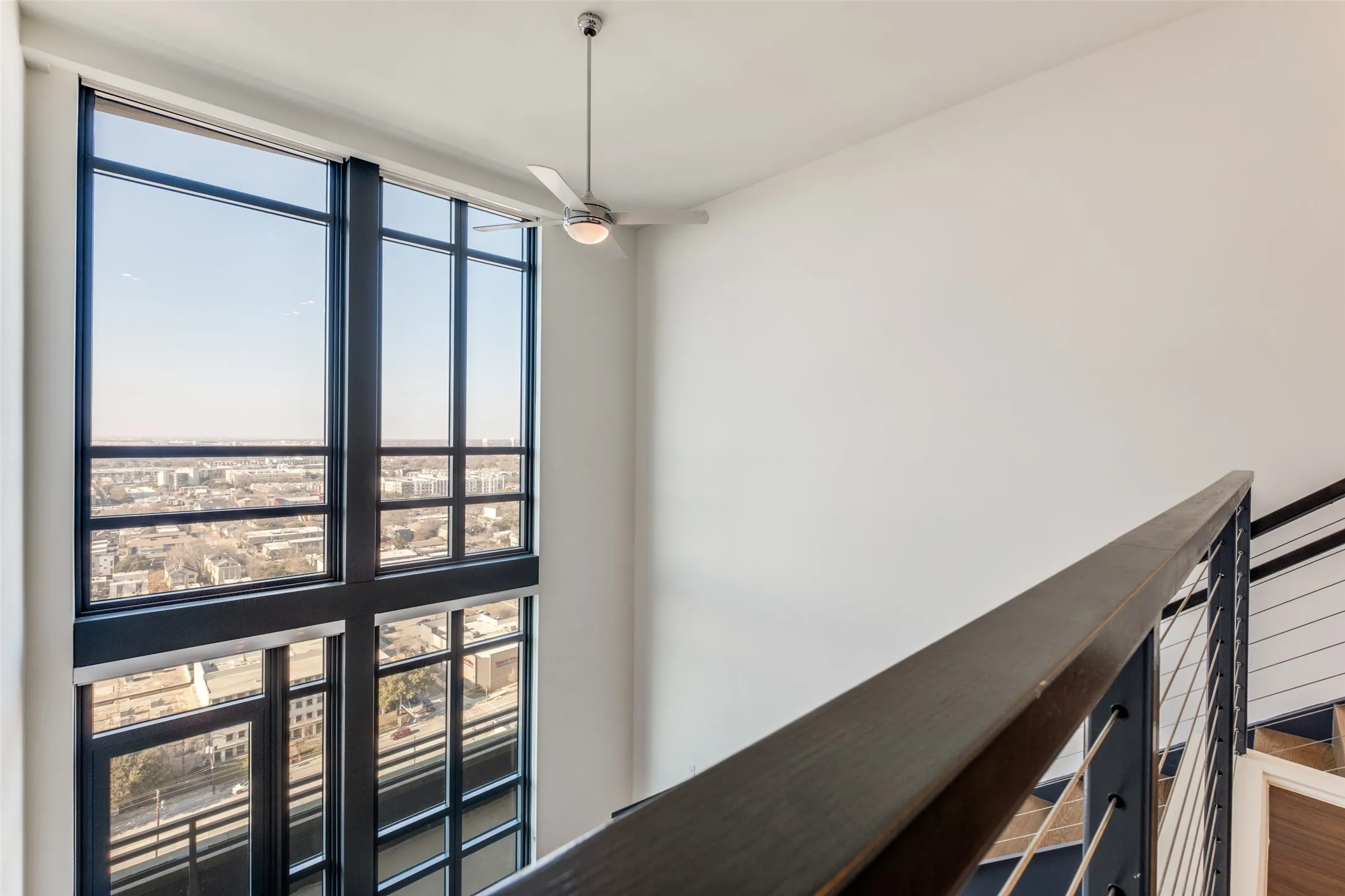 Apartment For Rent in Dallas County , 3611 Congress Avenue 2102, Dallas, Texas 75219, 2 Bedroom, 2 Bathroom, 2 Garage spaces, 1,402 Sqft, built in 2021, mls#21383395, Real Estate Agent in Dallas, Homes For Rent in Dallas county, Homes For Rent in Dallas, Realtor in Dallas Texas, Real Estate Brokerage Independent Realty Texas, Luminita Cordes Realtor