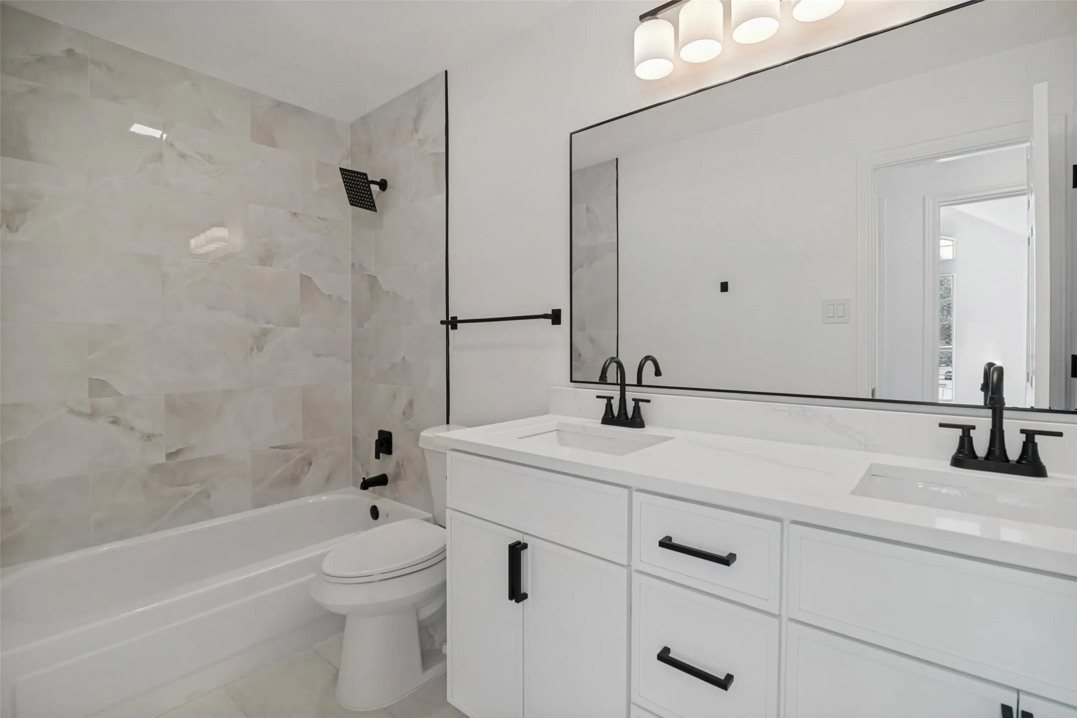 Single Family Residence For Sale in Dallas County , 5806 Beacon Drive, Rowlett, Texas 75089, 4 Bedroom, 3 Bathroom, 2 Garage spaces, 2,308 Sqft, built in 1988, mls#21383403, Real Estate Agent in Rowlett, Homes For Sale in Dallas county, Homes For Sale in Rowlett, Realtor in Rowlett Texas, Real Estate Brokerage Independent Realty Texas, Luminita Cordes Realtor