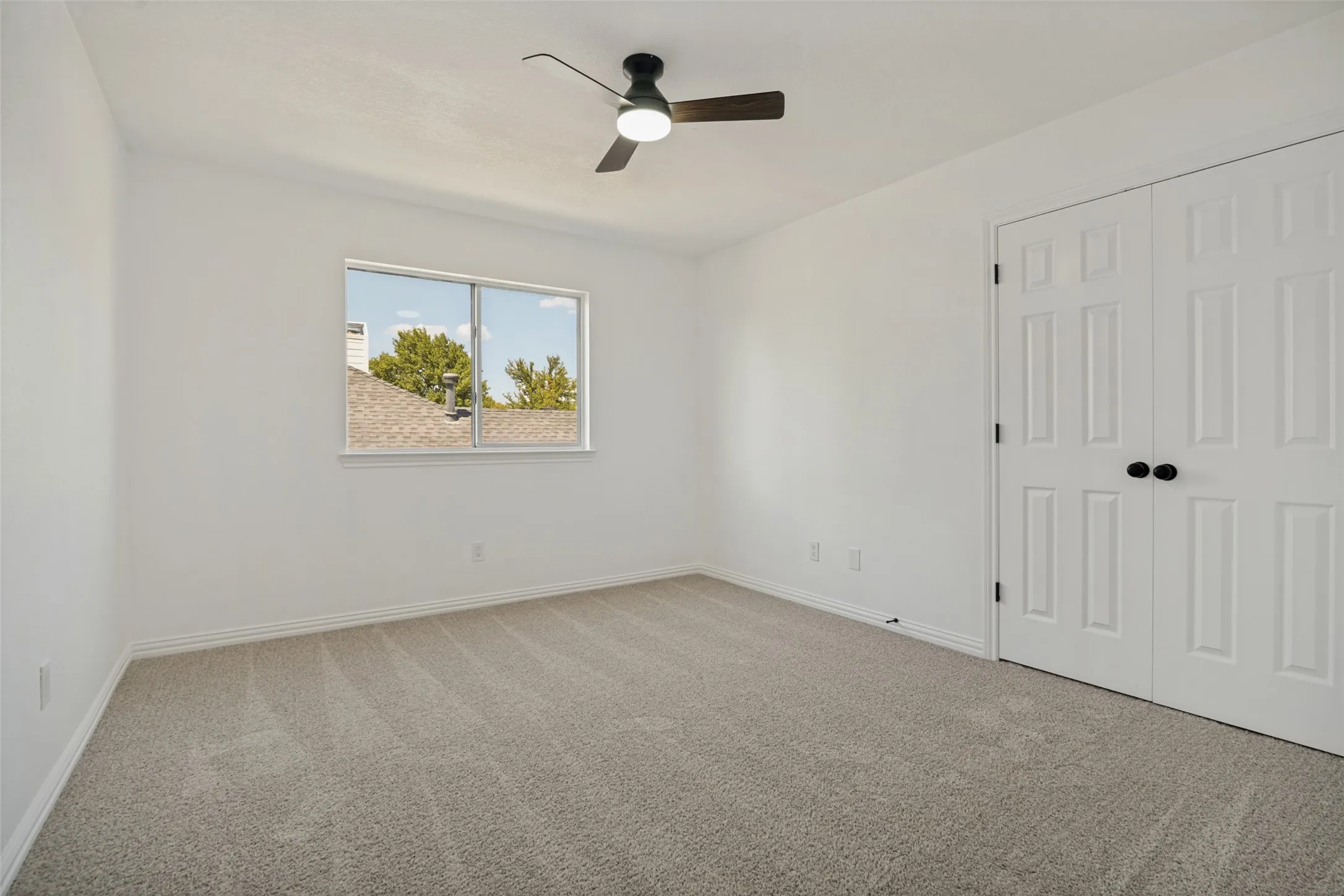 Single Family Residence For Sale in Dallas County , 5806 Beacon Drive, Rowlett, Texas 75089, 4 Bedroom, 3 Bathroom, 2 Garage spaces, 2,308 Sqft, built in 1988, mls#21383403, Real Estate Agent in Rowlett, Homes For Sale in Dallas county, Homes For Sale in Rowlett, Realtor in Rowlett Texas, Real Estate Brokerage Independent Realty Texas, Luminita Cordes Realtor