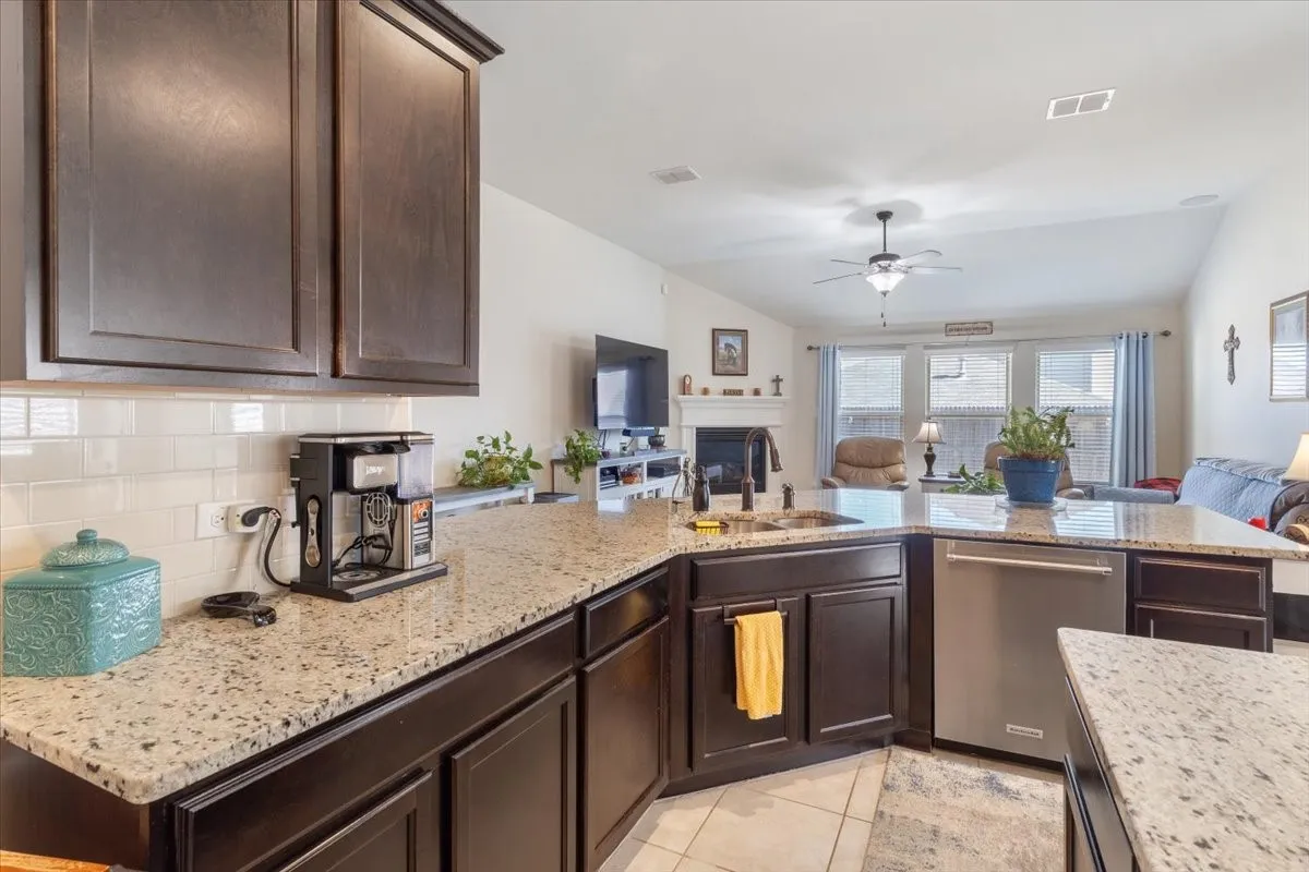 Single Family Residence For Sale in Denton County , 14632 Sundog Way, Fort Worth, Texas 76052, 4 Bedroom, 2 Bathroom, 2 Garage spaces, 2,001 Sqft, built in 2017, mls#21382521, Real Estate Agent in Fort Worth, Homes For Sale in Denton county, Homes For Sale in Fort Worth, Realtor in Fort Worth Texas, Real Estate Brokerage Independent Realty Texas, Luminita Cordes Realtor