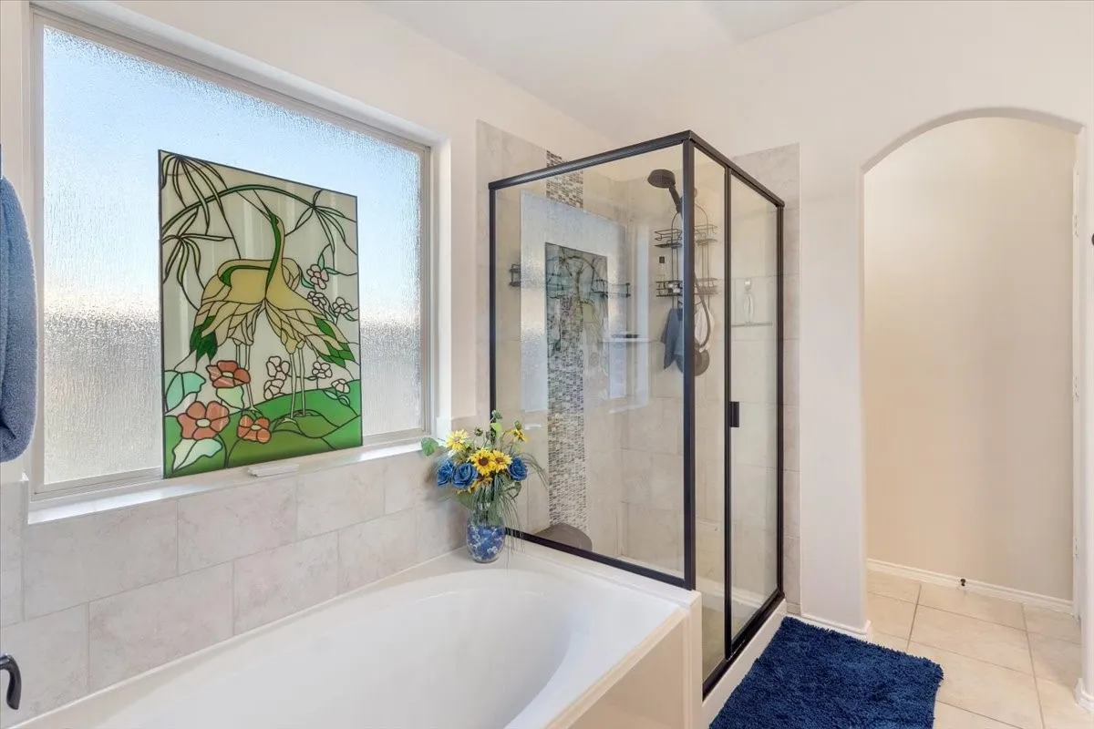 Single Family Residence For Sale in Denton County , 14632 Sundog Way, Fort Worth, Texas 76052, 4 Bedroom, 2 Bathroom, 2 Garage spaces, 2,001 Sqft, built in 2017, mls#21382521, Real Estate Agent in Fort Worth, Homes For Sale in Denton county, Homes For Sale in Fort Worth, Realtor in Fort Worth Texas, Real Estate Brokerage Independent Realty Texas, Luminita Cordes Realtor