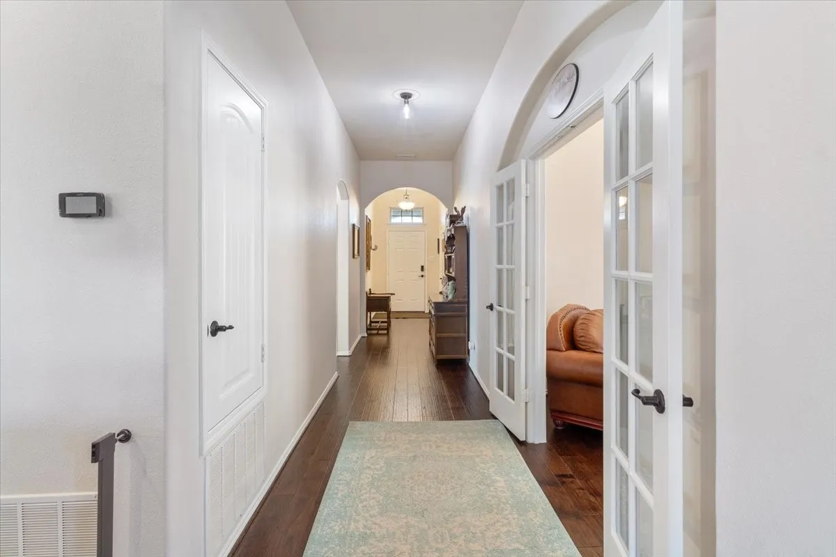 Single Family Residence For Sale in Denton County , 14632 Sundog Way, Fort Worth, Texas 76052, 4 Bedroom, 2 Bathroom, 2 Garage spaces, 2,001 Sqft, built in 2017, mls#21382521, Real Estate Agent in Fort Worth, Homes For Sale in Denton county, Homes For Sale in Fort Worth, Realtor in Fort Worth Texas, Real Estate Brokerage Independent Realty Texas, Luminita Cordes Realtor