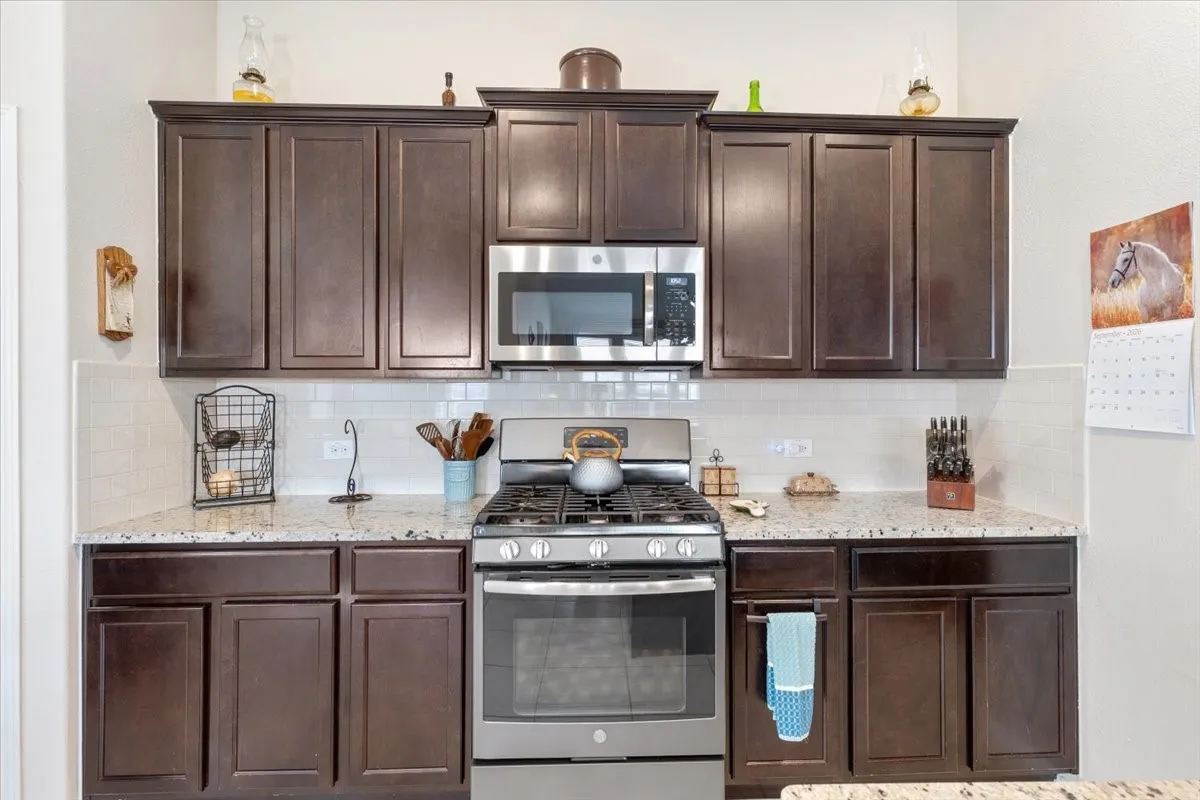 Single Family Residence For Sale in Denton County , 14632 Sundog Way, Fort Worth, Texas 76052, 4 Bedroom, 2 Bathroom, 2 Garage spaces, 2,001 Sqft, built in 2017, mls#21382521, Real Estate Agent in Fort Worth, Homes For Sale in Denton county, Homes For Sale in Fort Worth, Realtor in Fort Worth Texas, Real Estate Brokerage Independent Realty Texas, Luminita Cordes Realtor