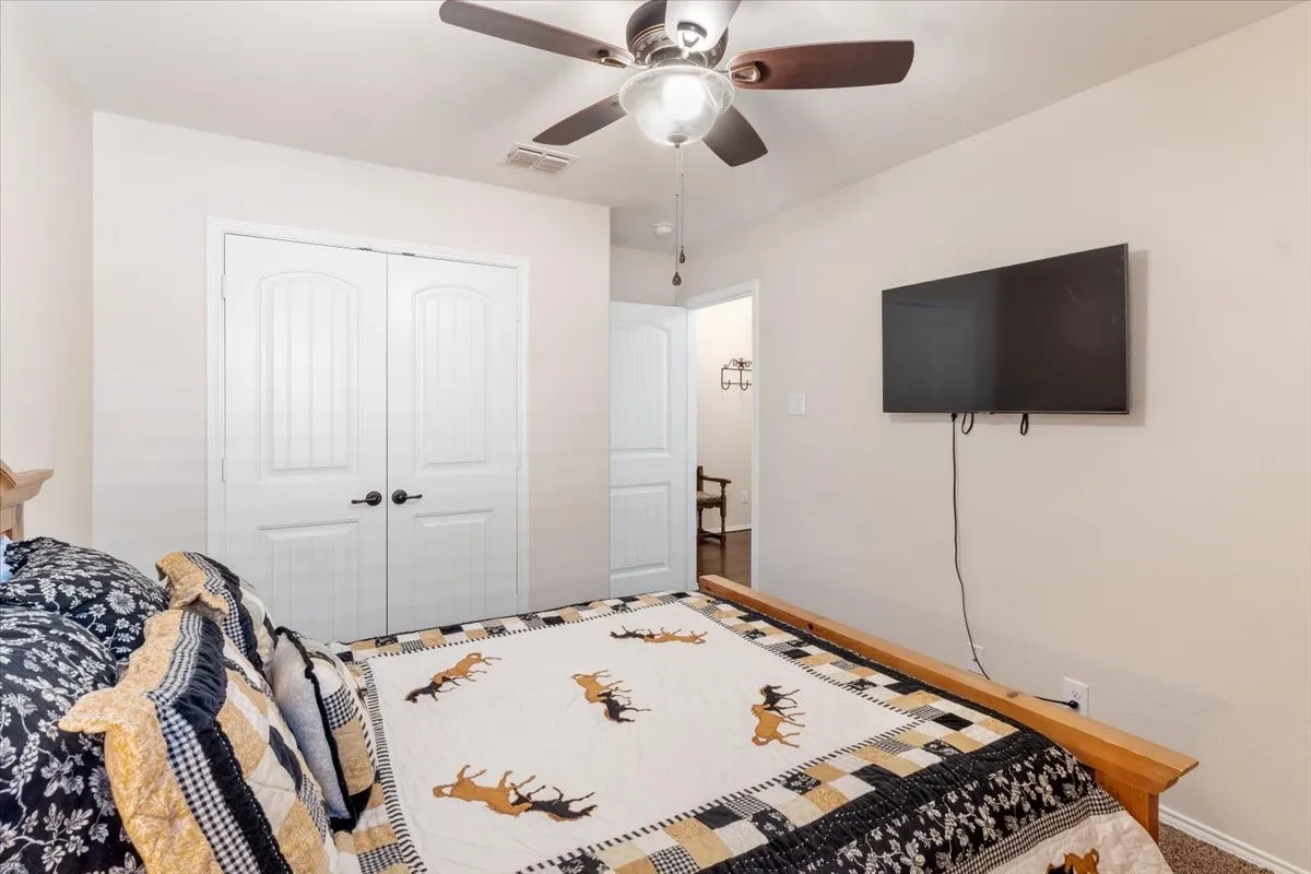 Single Family Residence For Sale in Denton County , 14632 Sundog Way, Fort Worth, Texas 76052, 4 Bedroom, 2 Bathroom, 2 Garage spaces, 2,001 Sqft, built in 2017, mls#21382521, Real Estate Agent in Fort Worth, Homes For Sale in Denton county, Homes For Sale in Fort Worth, Realtor in Fort Worth Texas, Real Estate Brokerage Independent Realty Texas, Luminita Cordes Realtor