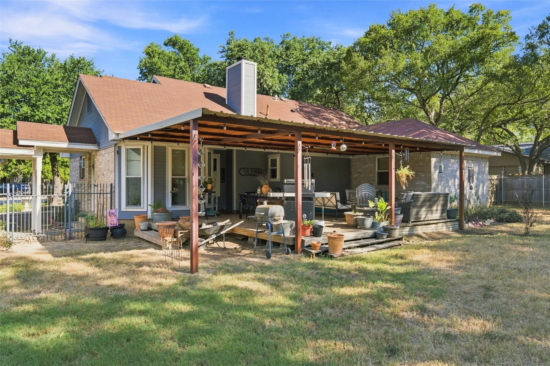 Single Family Residence For Sale in Mc Lennan County , 14212 Wagner Drive, Woodway, Texas 76712, 3 Bedroom, 2 Bathroom, 2 Garage spaces, 1,590 Sqft, built in 1988, mls#21383360, Real Estate Agent in Woodway, Homes For Sale in Mc Lennan county, Homes For Sale in Woodway, Realtor in Woodway Texas, Real Estate Brokerage Independent Realty Texas, Luminita Cordes Realtor