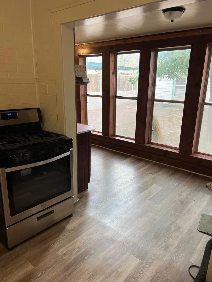 Single Family Residence For Rent in Nolan County , 1304 James Street, Sweetwater, Texas 79556, 3 Bedroom, 1 Bathroom, Garage spaces, 1,657 Sqft, built in 1960, mls#21383417, Real Estate Agent in Sweetwater, Homes For Rent in Nolan county, Homes For Rent in Sweetwater, Realtor in Sweetwater Texas, Real Estate Brokerage Independent Realty Texas, Luminita Cordes Realtor
