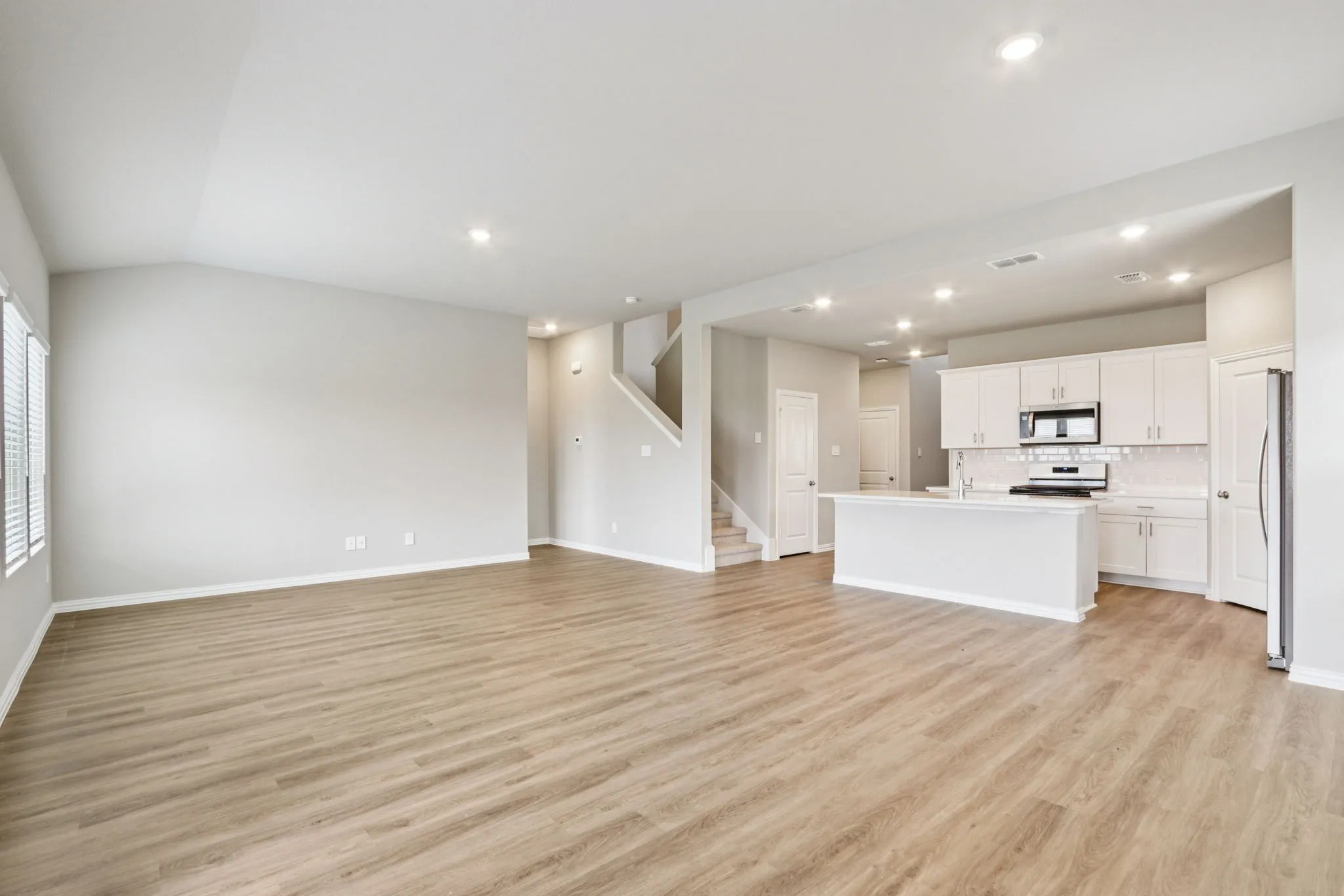 Photo is not of the actual home, but is an inspirational photo of builder’s model home and may depict options, furnishings, and/or decorator features that are not included.