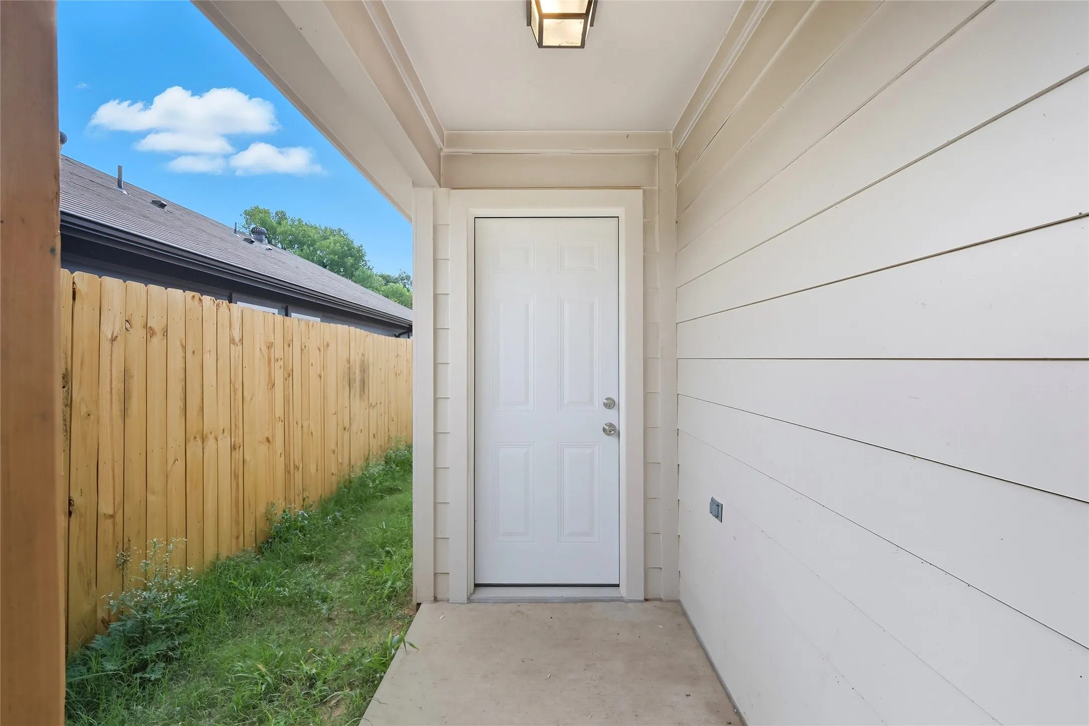 Duplex For Rent in Dallas County , 3151 Stag Road, Dallas, Texas 75241, 3 Bedroom, 2 Bathroom, 1 Garage spaces, 1,380 Sqft, built in 2025, mls#21383337, Real Estate Agent in Dallas, Homes For Rent in Dallas county, Homes For Rent in Dallas, Realtor in Dallas Texas, Real Estate Brokerage Independent Realty Texas, Luminita Cordes Realtor
