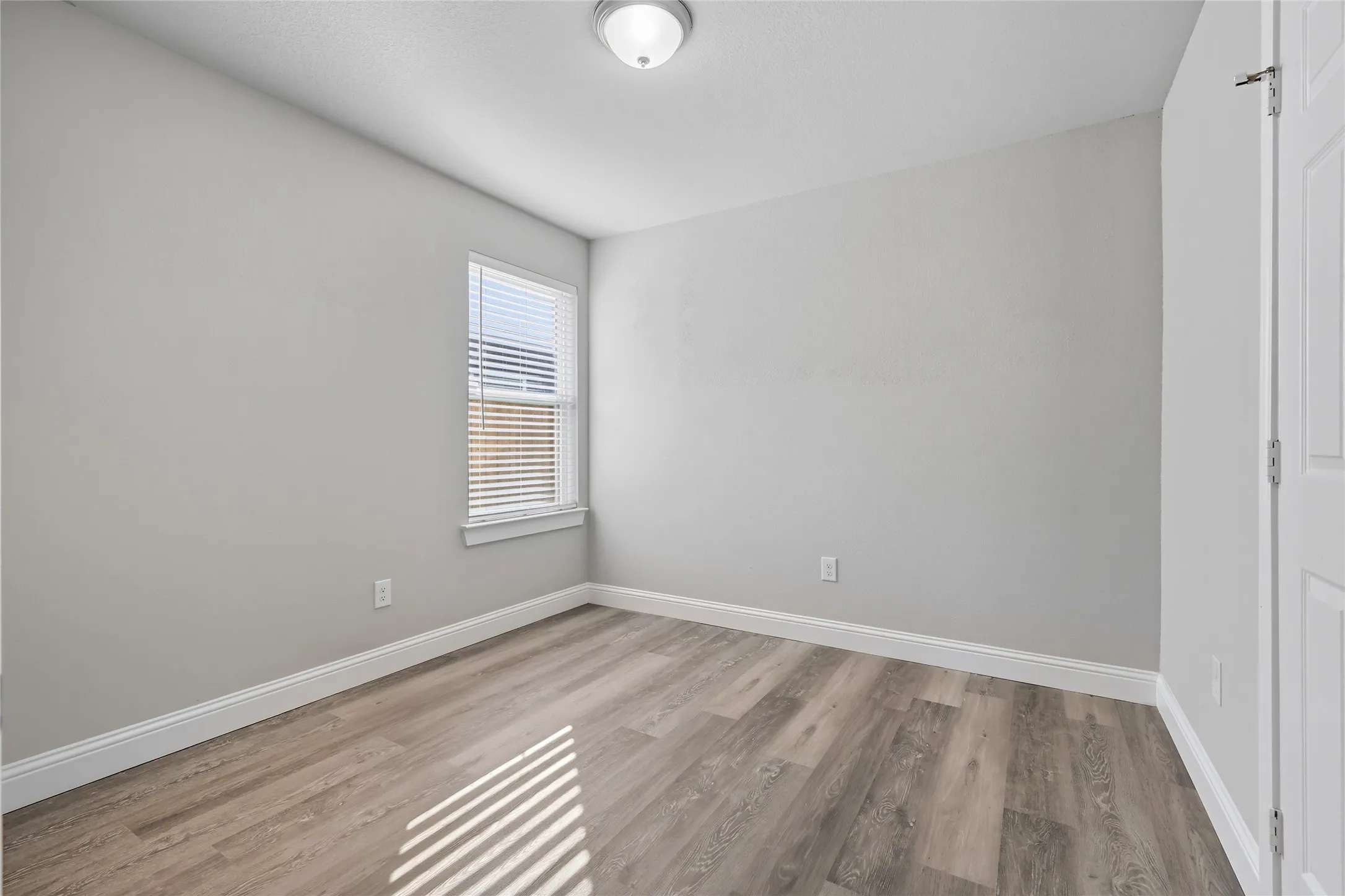 Duplex For Rent in Dallas County , 3151 Stag Road, Dallas, Texas 75241, 3 Bedroom, 2 Bathroom, 1 Garage spaces, 1,380 Sqft, built in 2025, mls#21383337, Real Estate Agent in Dallas, Homes For Rent in Dallas county, Homes For Rent in Dallas, Realtor in Dallas Texas, Real Estate Brokerage Independent Realty Texas, Luminita Cordes Realtor