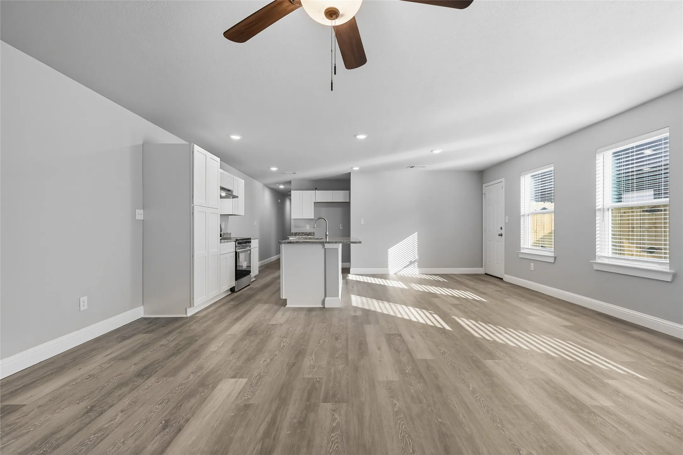Duplex For Rent in Dallas County , 3151 Stag Road, Dallas, Texas 75241, 3 Bedroom, 2 Bathroom, 1 Garage spaces, 1,380 Sqft, built in 2025, mls#21383337, Real Estate Agent in Dallas, Homes For Rent in Dallas county, Homes For Rent in Dallas, Realtor in Dallas Texas, Real Estate Brokerage Independent Realty Texas, Luminita Cordes Realtor