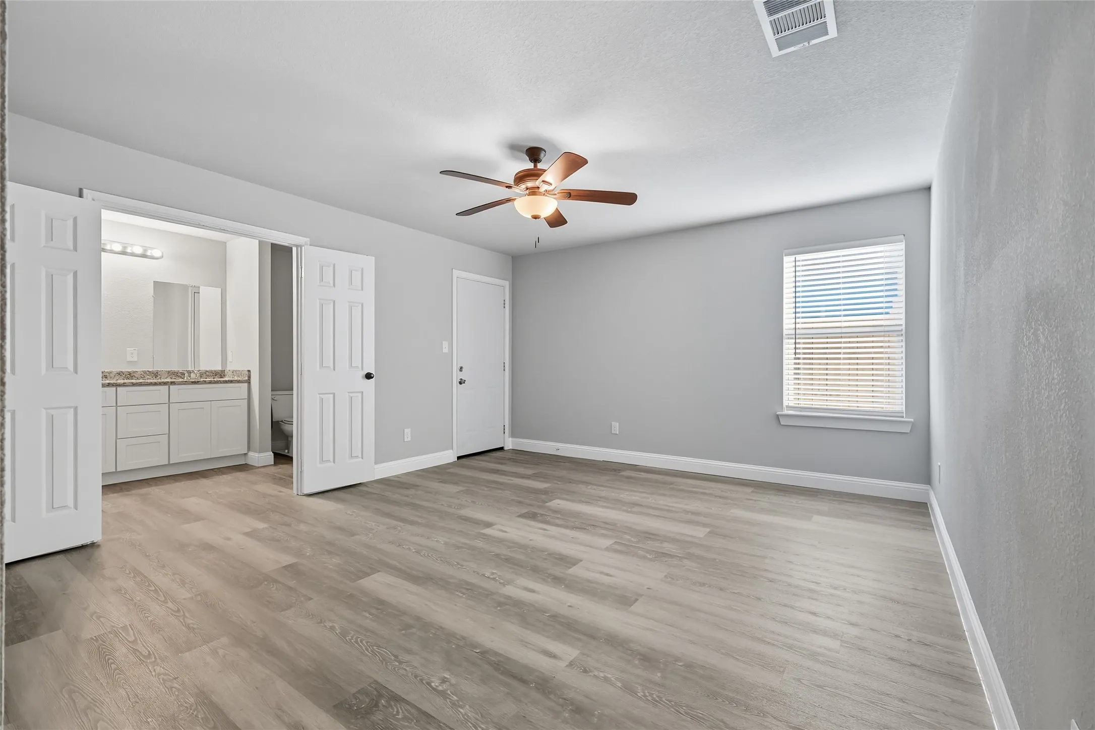 Duplex For Rent in Dallas County , 3151 Stag Road, Dallas, Texas 75241, 3 Bedroom, 2 Bathroom, 1 Garage spaces, 1,380 Sqft, built in 2025, mls#21383337, Real Estate Agent in Dallas, Homes For Rent in Dallas county, Homes For Rent in Dallas, Realtor in Dallas Texas, Real Estate Brokerage Independent Realty Texas, Luminita Cordes Realtor