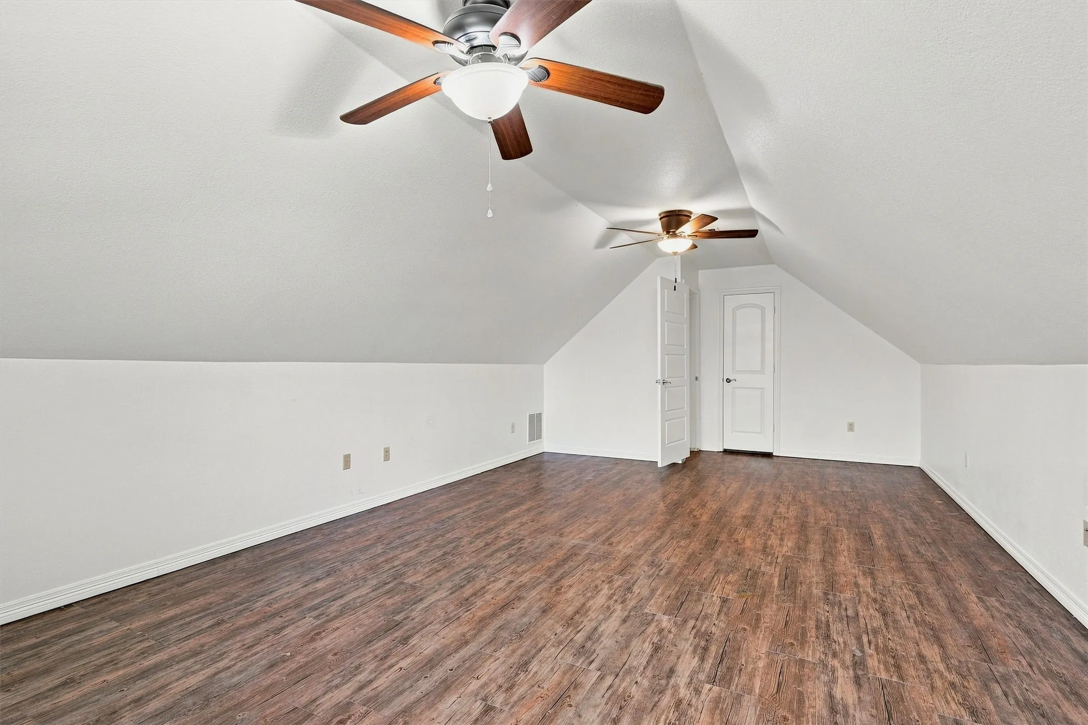 Level 2
Bedroom, Study, Game Room