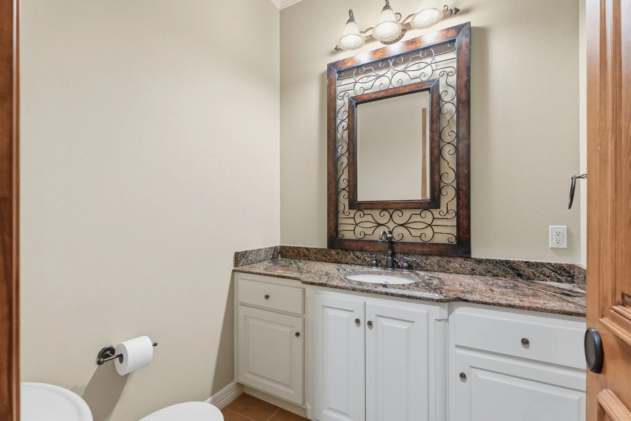 Single Family Residence For Sale in Smith County , 3814 Brighton Creek Circle, Tyler, Texas 75707, 4 Bedroom, 6 Bathroom, 4 Garage spaces, 5,800 Sqft, built in 2007, mls#21383432, Real Estate Agent in Tyler, Homes For Sale in Smith county, Homes For Sale in Tyler, Realtor in Tyler Texas, Real Estate Brokerage Independent Realty Texas, Luminita Cordes Realtor