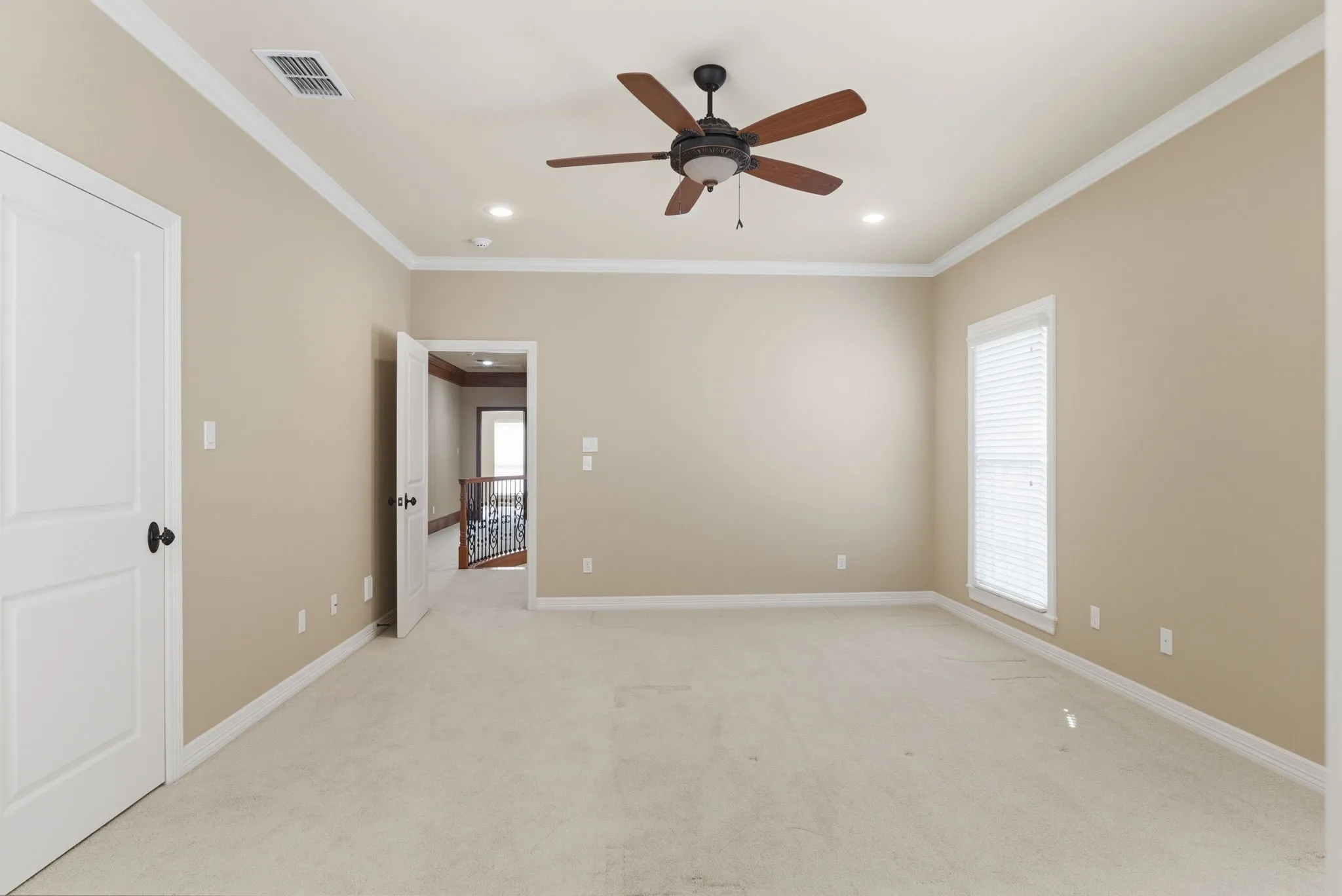 Single Family Residence For Sale in Smith County , 3814 Brighton Creek Circle, Tyler, Texas 75707, 4 Bedroom, 6 Bathroom, 4 Garage spaces, 5,800 Sqft, built in 2007, mls#21383432, Real Estate Agent in Tyler, Homes For Sale in Smith county, Homes For Sale in Tyler, Realtor in Tyler Texas, Real Estate Brokerage Independent Realty Texas, Luminita Cordes Realtor