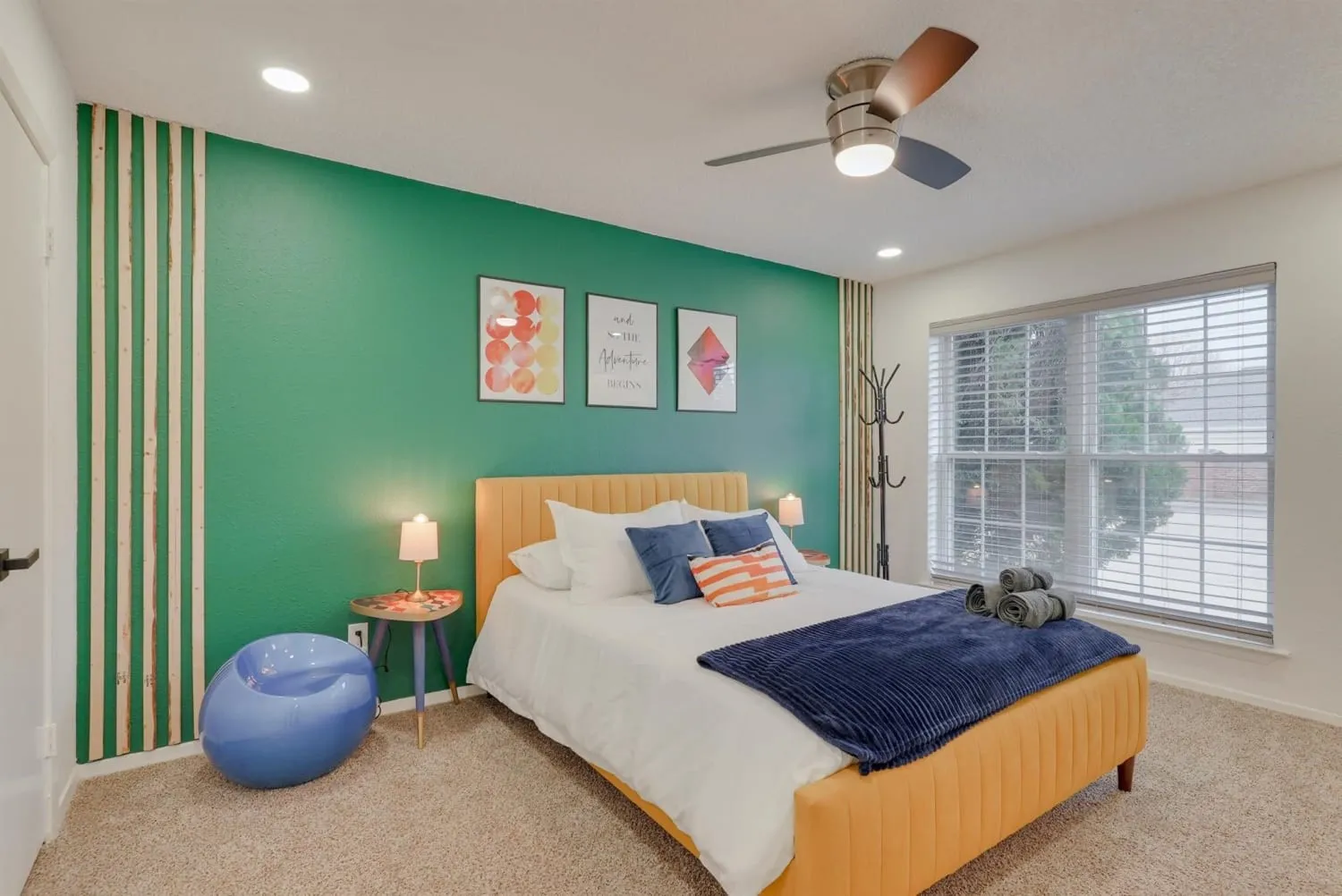 Single Family Residence For Rent in Tarrant County , 6048 Holiday Lane, North Richland Hills, Texas 76180, 4 Bedroom, 3 Bathroom, 1 Garage spaces, 1,342 Sqft, built in 1972, mls#21189178, Real Estate Agent in North Richland Hills, Homes For Rent in Tarrant county, Homes For Rent in North Richland Hills, Realtor in North Richland Hills Texas, Real Estate Brokerage Independent Realty Texas, Luminita Cordes Realtor