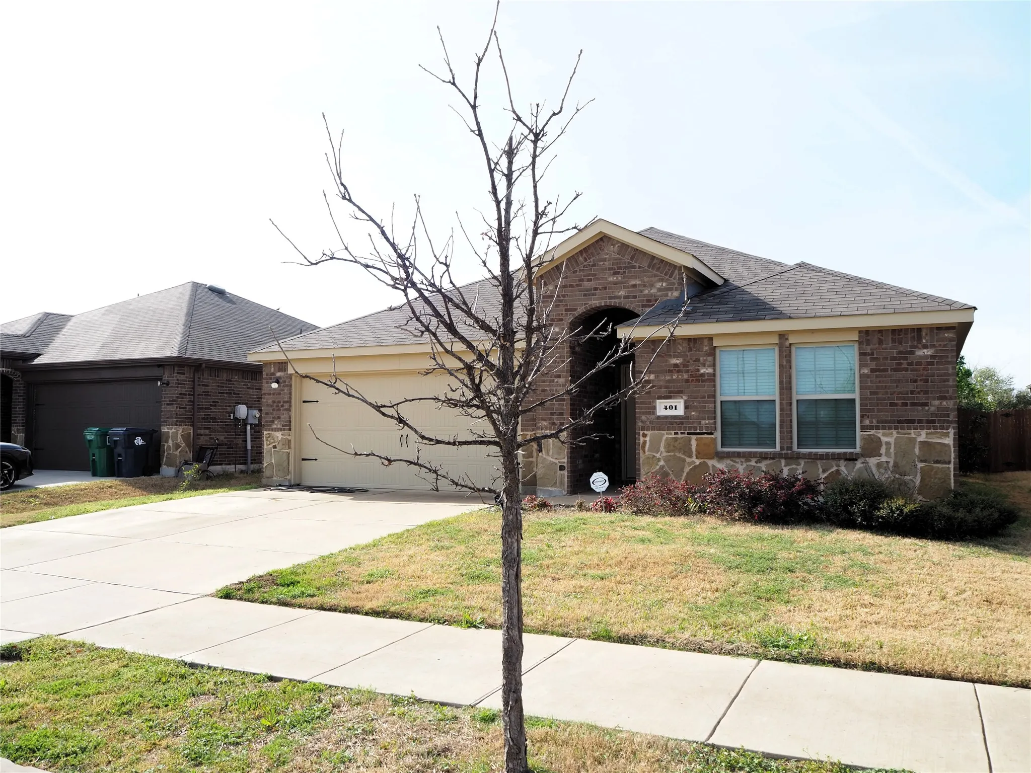 Single Family Residence For Rent in Denton County , 401 Wilson Way, Denton, Texas 76207, 3 Bedroom, 2 Bathroom, 2 Garage spaces, 2,095 Sqft, built in 2019, mls#21383439, Real Estate Agent in Denton, Homes For Rent in Denton county, Homes For Rent in Denton, Realtor in Denton Texas, Real Estate Brokerage Independent Realty Texas, Luminita Cordes Realtor