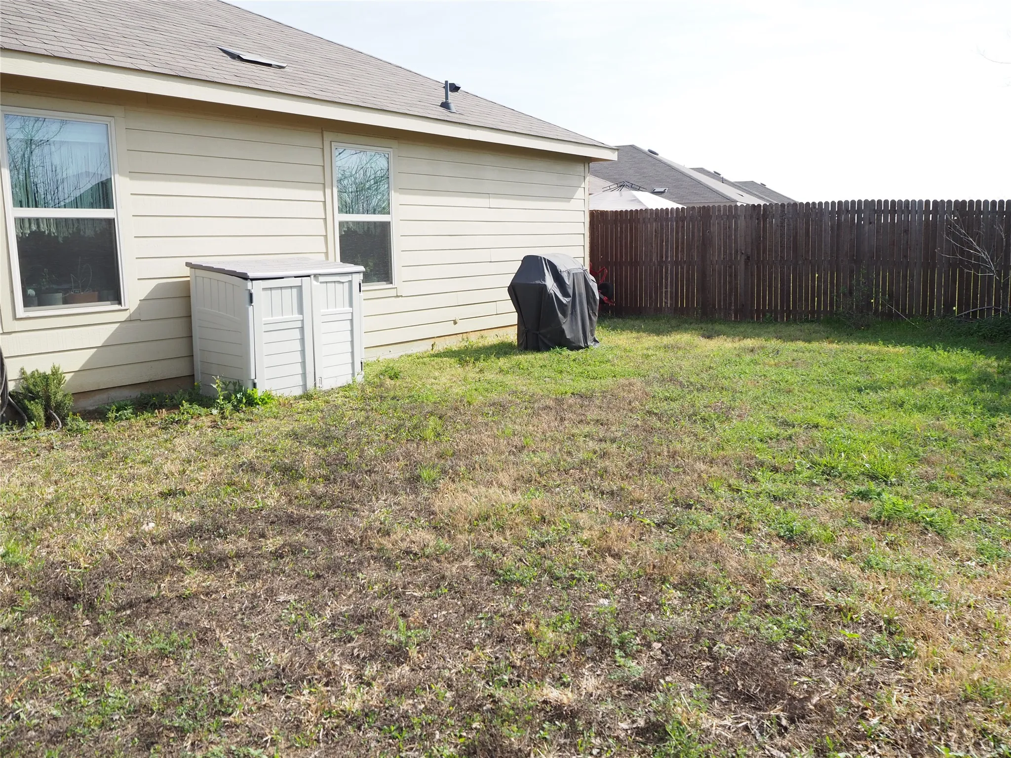 Single Family Residence For Rent in Denton County , 401 Wilson Way, Denton, Texas 76207, 3 Bedroom, 2 Bathroom, 2 Garage spaces, 2,095 Sqft, built in 2019, mls#21383439, Real Estate Agent in Denton, Homes For Rent in Denton county, Homes For Rent in Denton, Realtor in Denton Texas, Real Estate Brokerage Independent Realty Texas, Luminita Cordes Realtor