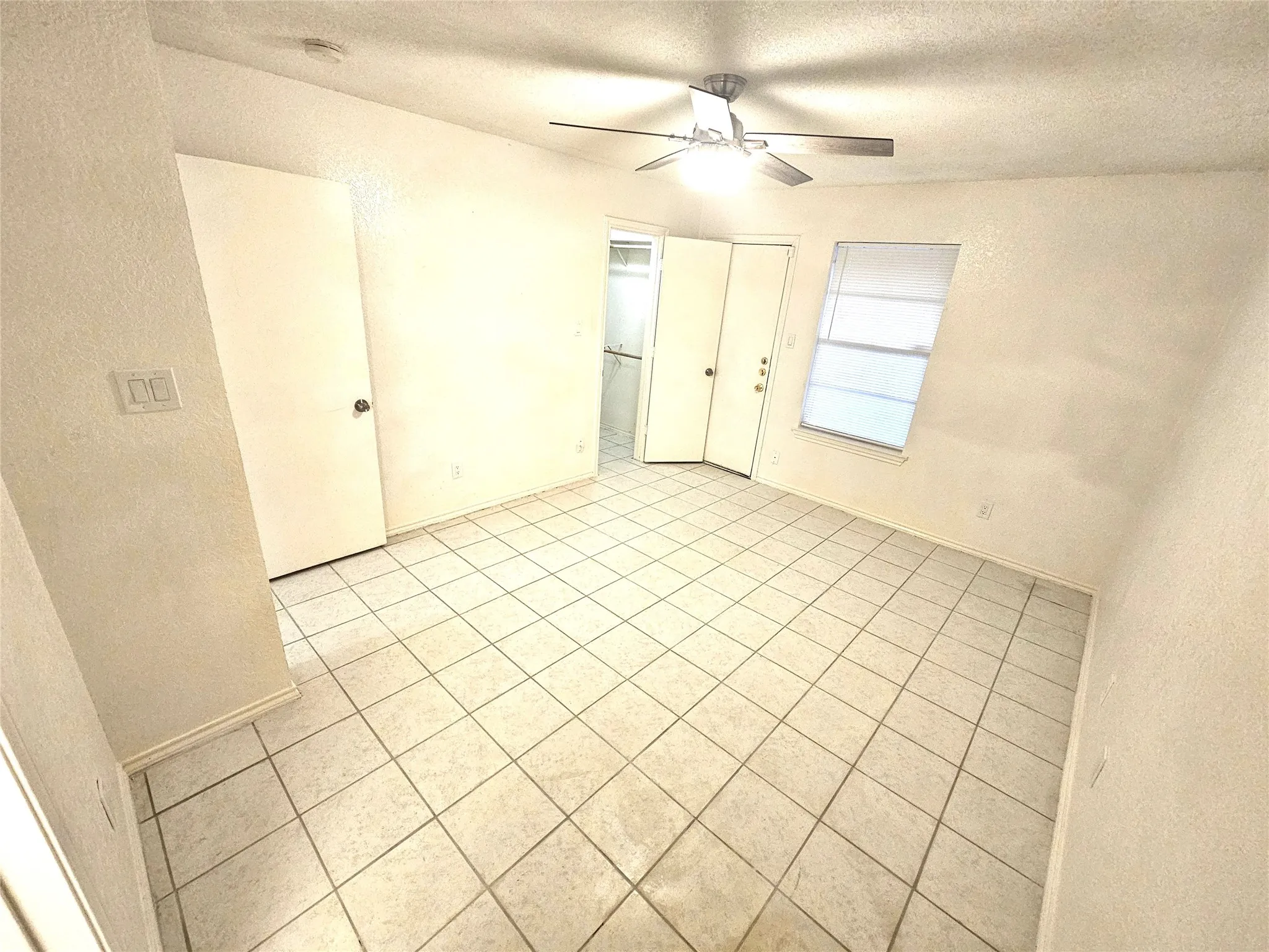 Master bedroom with full master bathroom with good size walk-in closet. (3425 Republic)