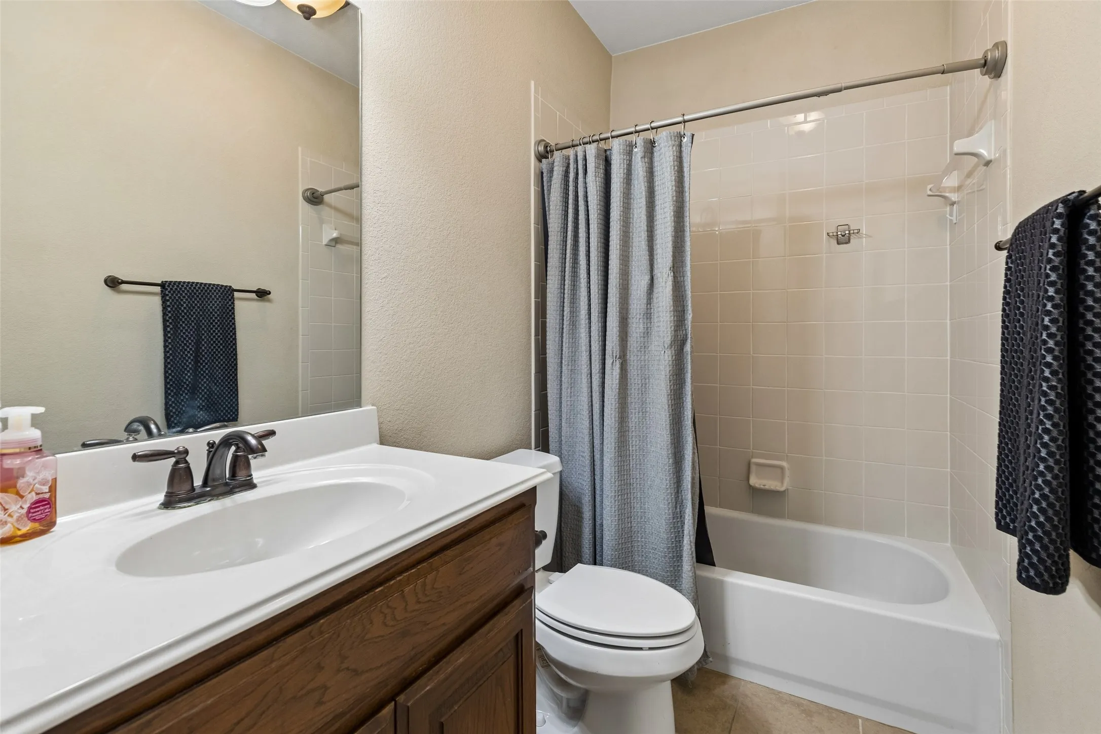 Secondary bathroom