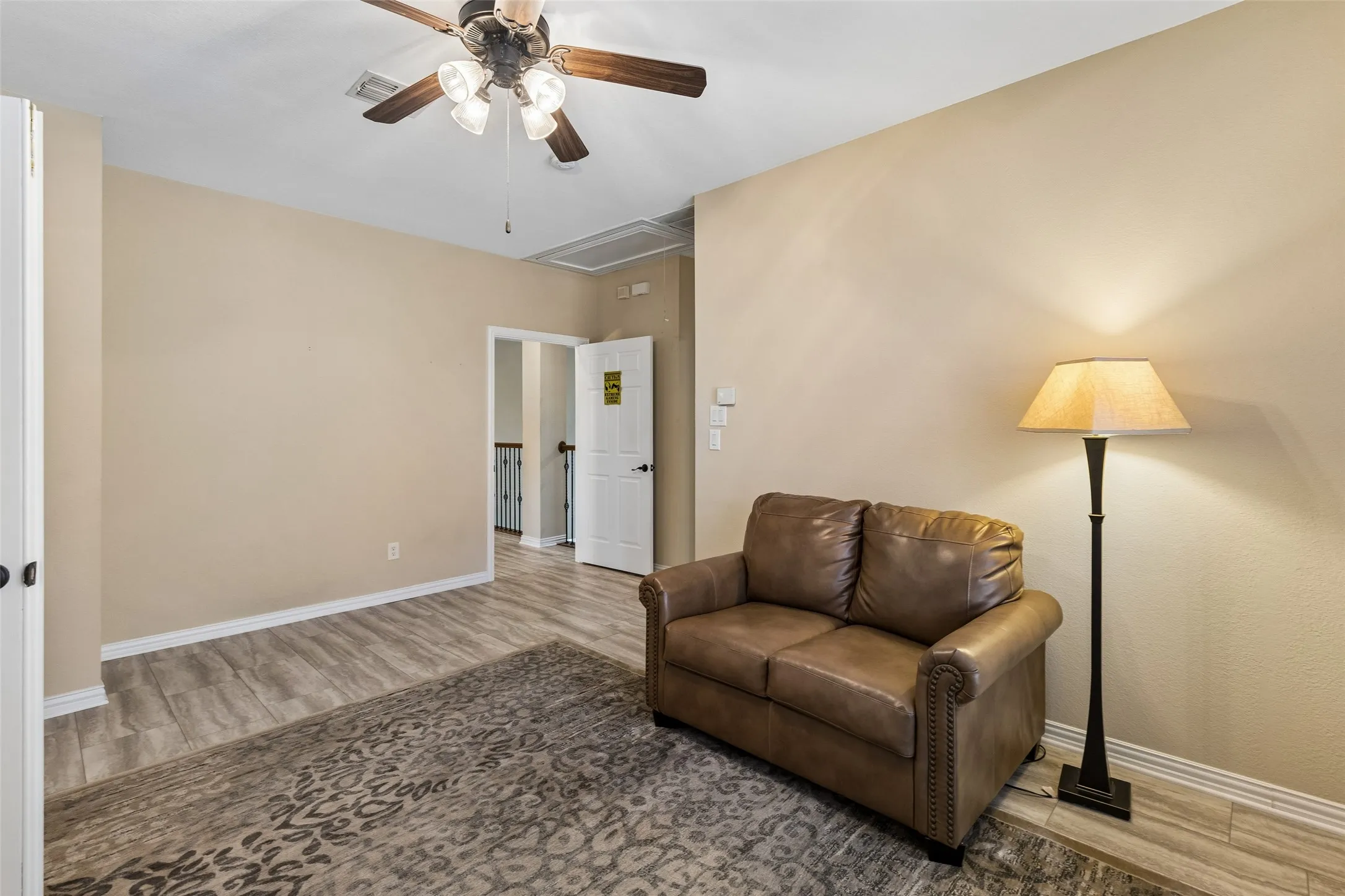Single Family Residence For Sale in Collin County , 7625 Ridgedale Court, Sachse, Texas 75048, 5 Bedroom, 4 Bathroom, 3 Garage spaces, 3,505 Sqft, built in 2009, mls#21383061, Real Estate Agent in Sachse, Homes For Sale in Collin county, Homes For Sale in Sachse, Realtor in Sachse Texas, Real Estate Brokerage Independent Realty Texas, Luminita Cordes Realtor