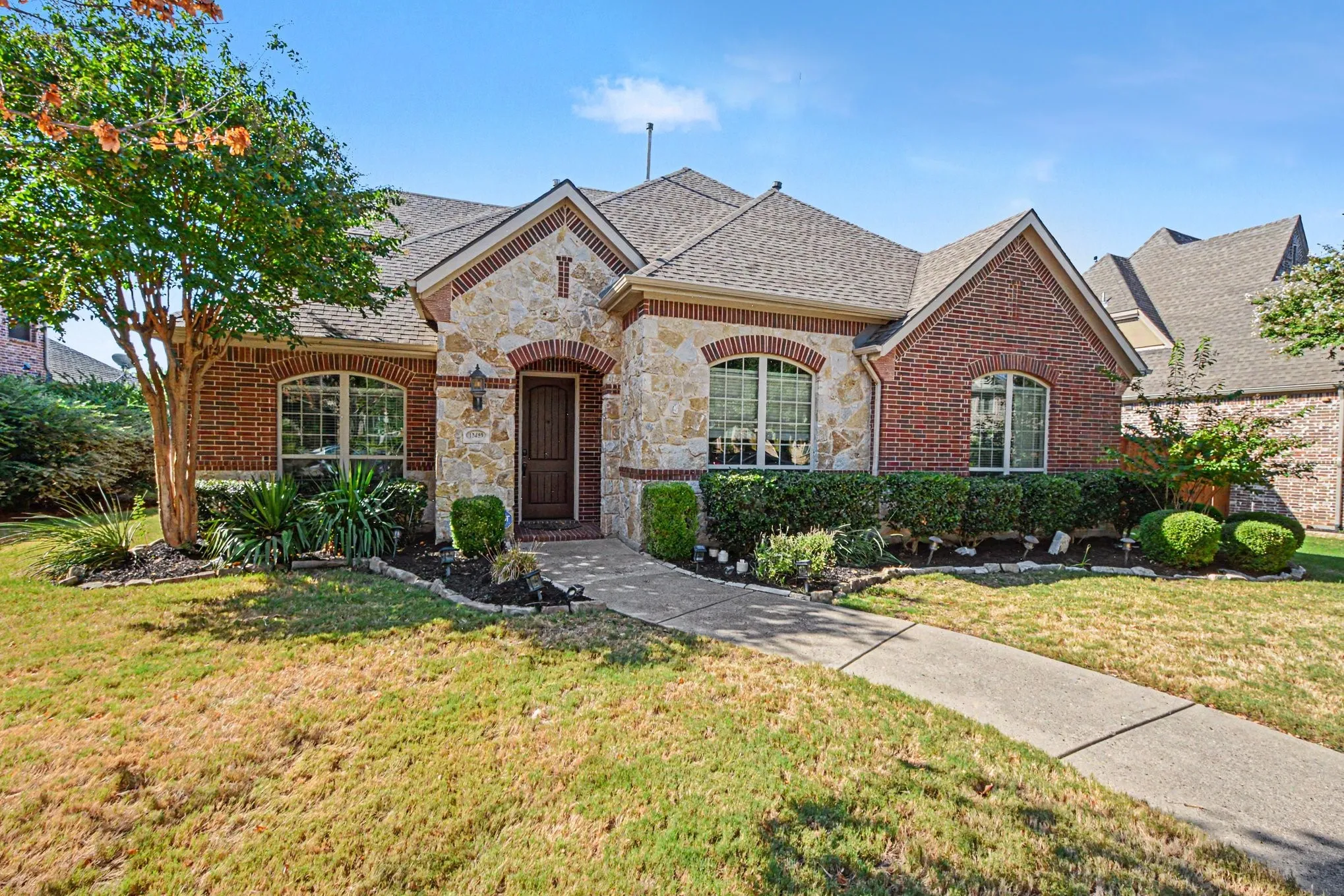 Single Family Residence For Sale in Collin County , 13459 Clifton Drive, Frisco, Texas 75035, 4 Bedroom, 3 Bathroom, 2 Garage spaces, 3,270 Sqft, built in 2009, mls#21382560, Real Estate Agent in Frisco, Homes For Sale in Collin county, Homes For Sale in Frisco, Realtor in Frisco Texas, Real Estate Brokerage Independent Realty Texas, Luminita Cordes Realtor