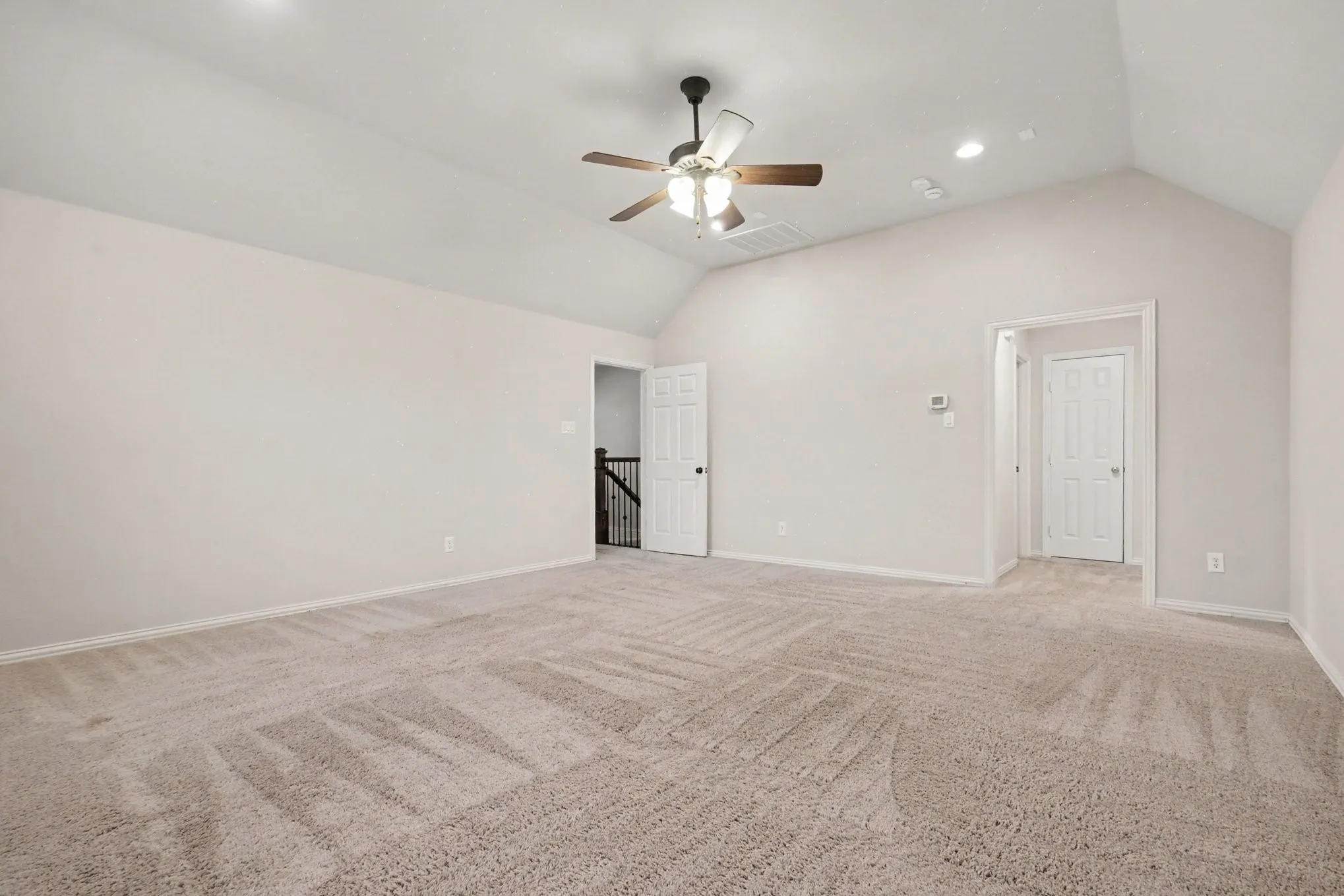 Single Family Residence For Sale in Collin County , 13459 Clifton Drive, Frisco, Texas 75035, 4 Bedroom, 3 Bathroom, 2 Garage spaces, 3,270 Sqft, built in 2009, mls#21382560, Real Estate Agent in Frisco, Homes For Sale in Collin county, Homes For Sale in Frisco, Realtor in Frisco Texas, Real Estate Brokerage Independent Realty Texas, Luminita Cordes Realtor