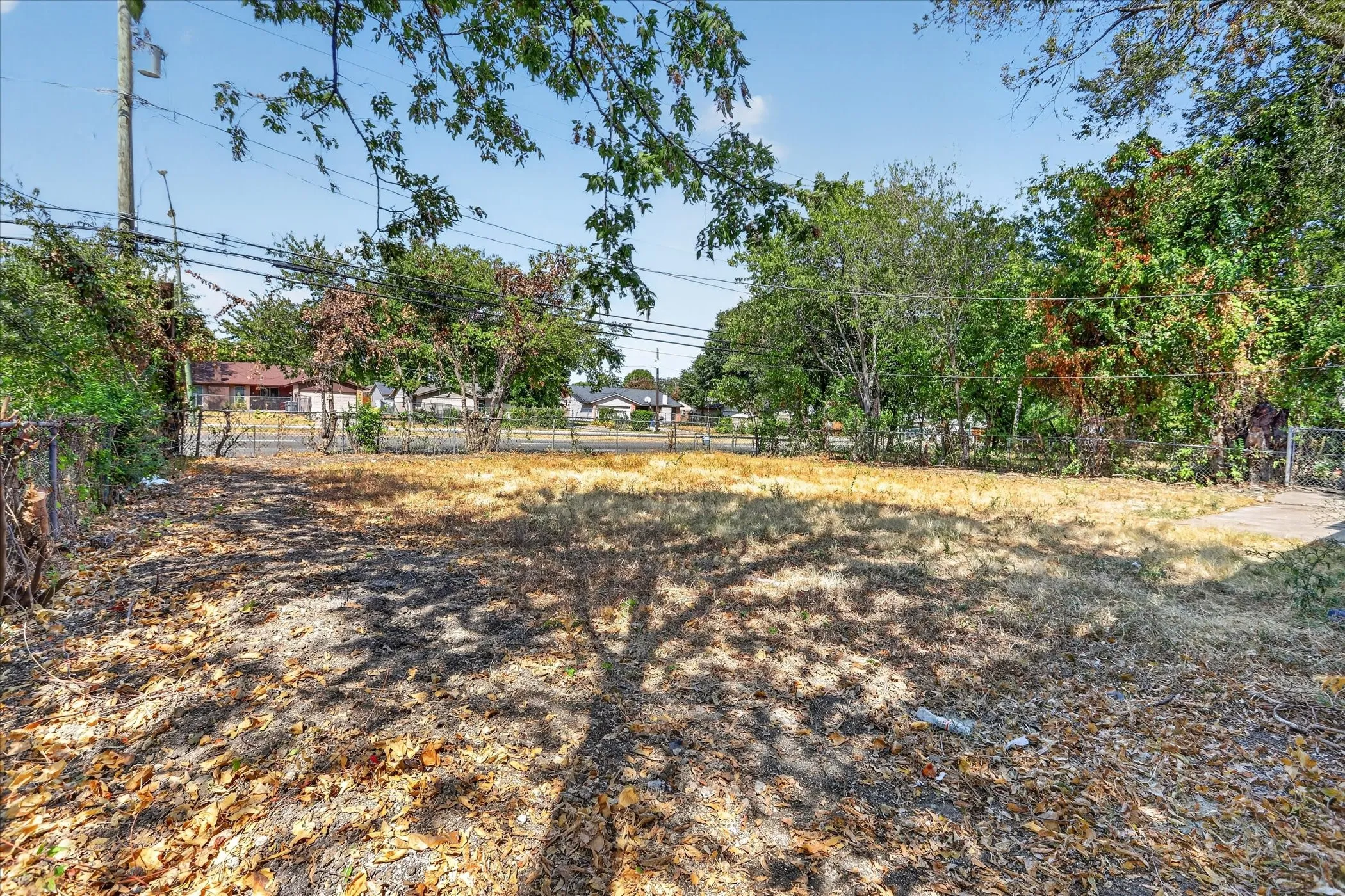 Single Family Residence For Sale in Dallas County , 7917 Woodshire Drive, Dallas, Texas 75232, 4 Bedroom, 2 Bathroom, Garage spaces, 1,294 Sqft, built in 1960, mls#21382726, Real Estate Agent in Dallas, Homes For Sale in Dallas county, Homes For Sale in Dallas, Realtor in Dallas Texas, Real Estate Brokerage Independent Realty Texas, Luminita Cordes Realtor