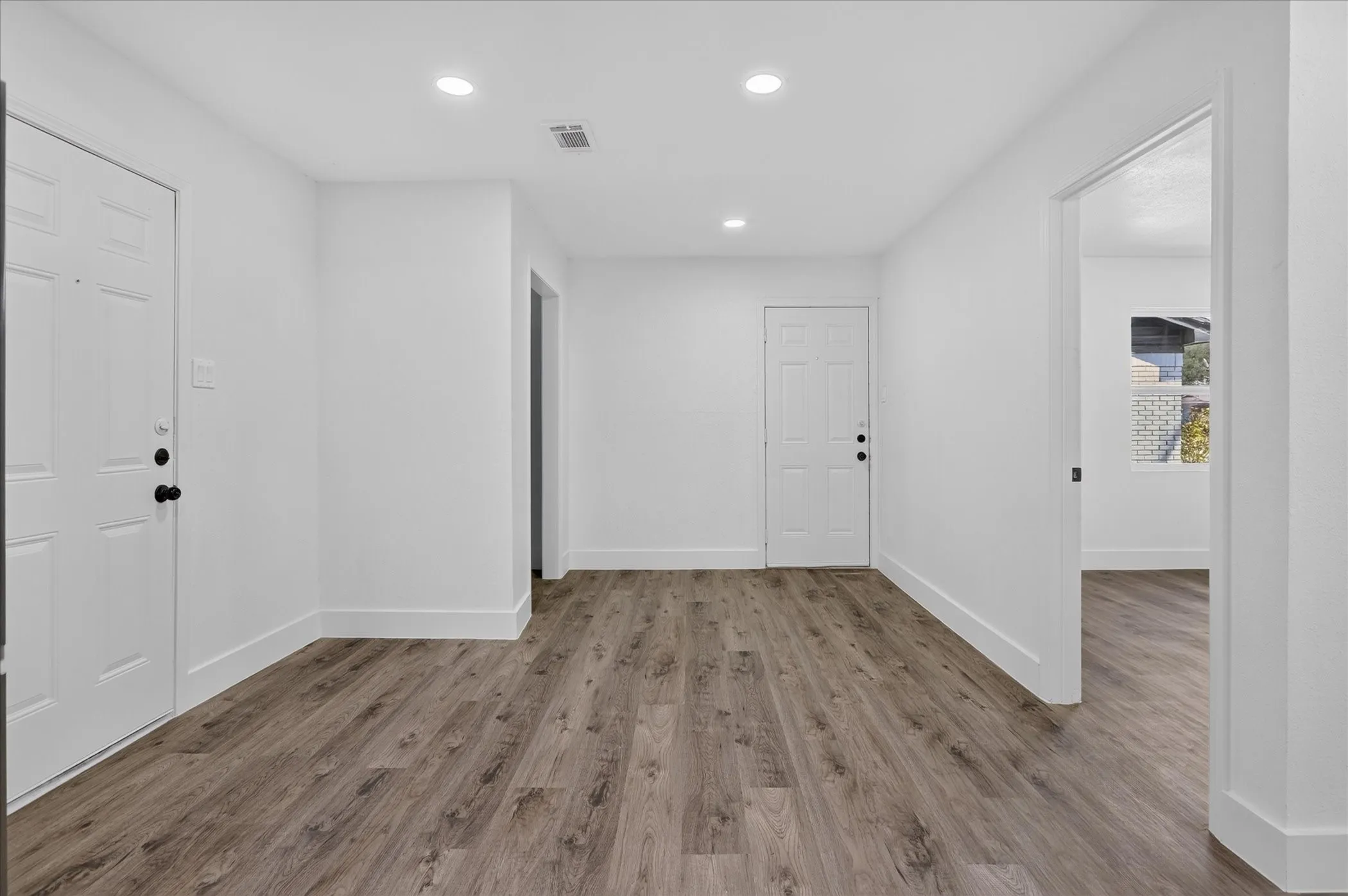 Single Family Residence For Sale in Dallas County , 7917 Woodshire Drive, Dallas, Texas 75232, 4 Bedroom, 2 Bathroom, Garage spaces, 1,294 Sqft, built in 1960, mls#21382726, Real Estate Agent in Dallas, Homes For Sale in Dallas county, Homes For Sale in Dallas, Realtor in Dallas Texas, Real Estate Brokerage Independent Realty Texas, Luminita Cordes Realtor