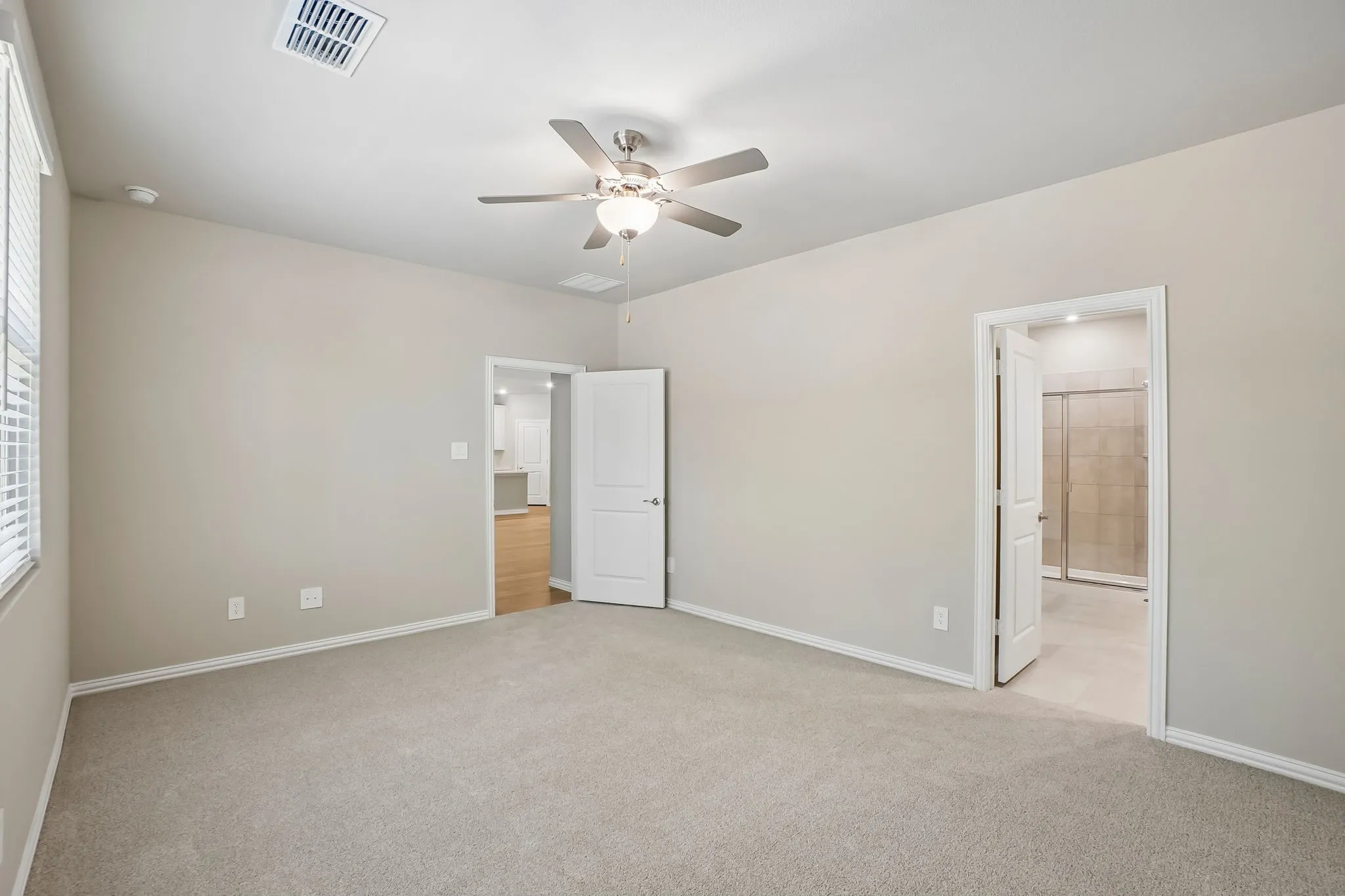 Photo is not of the actual home, but is an inspirational photo of builder’s model home and may depict options, furnishings, and/or decorator features that are not included.