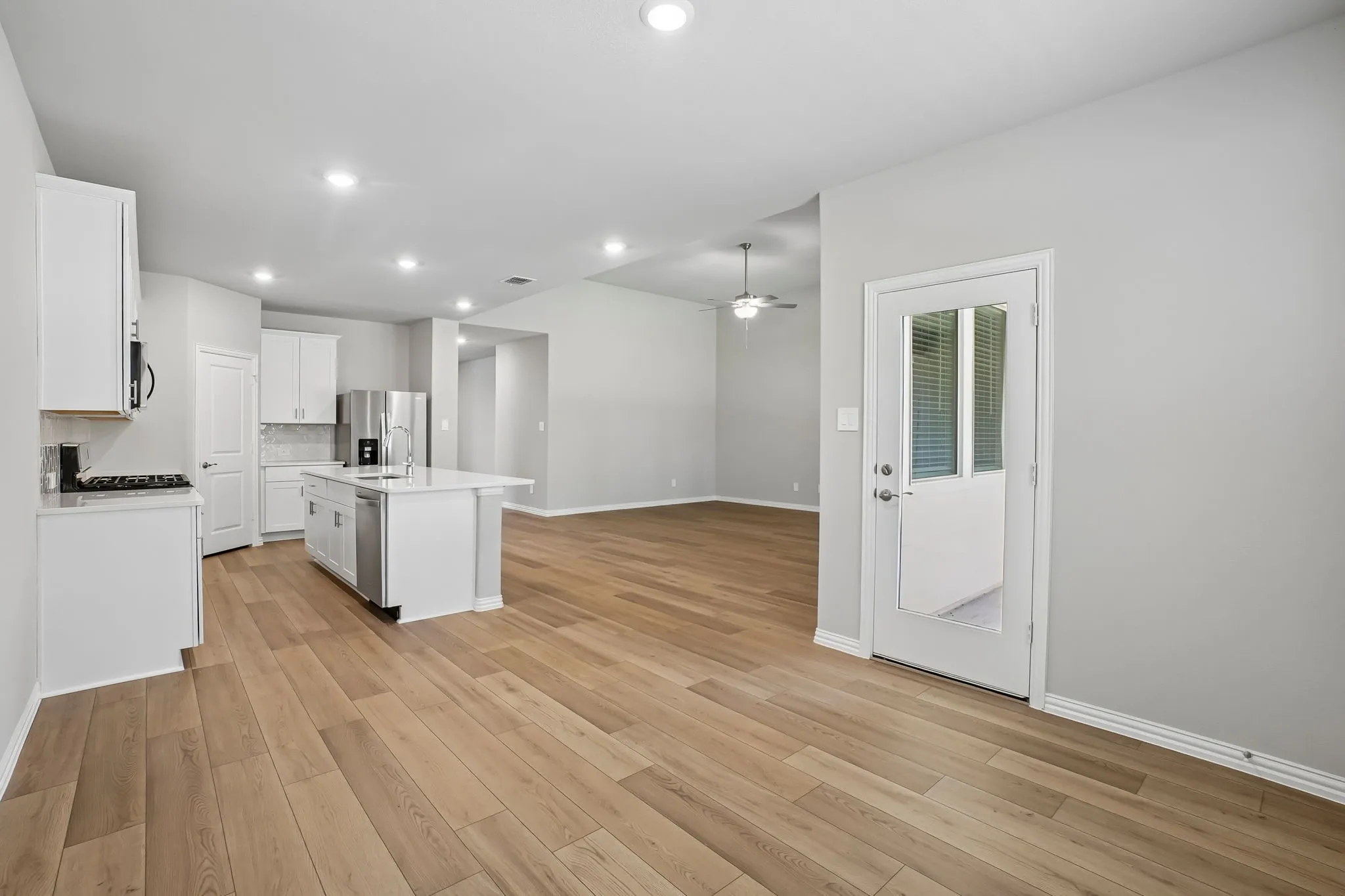 Photo is not of the actual home, but is an inspirational photo of builder’s model home and may depict options, furnishings, and/or decorator features that are not included.