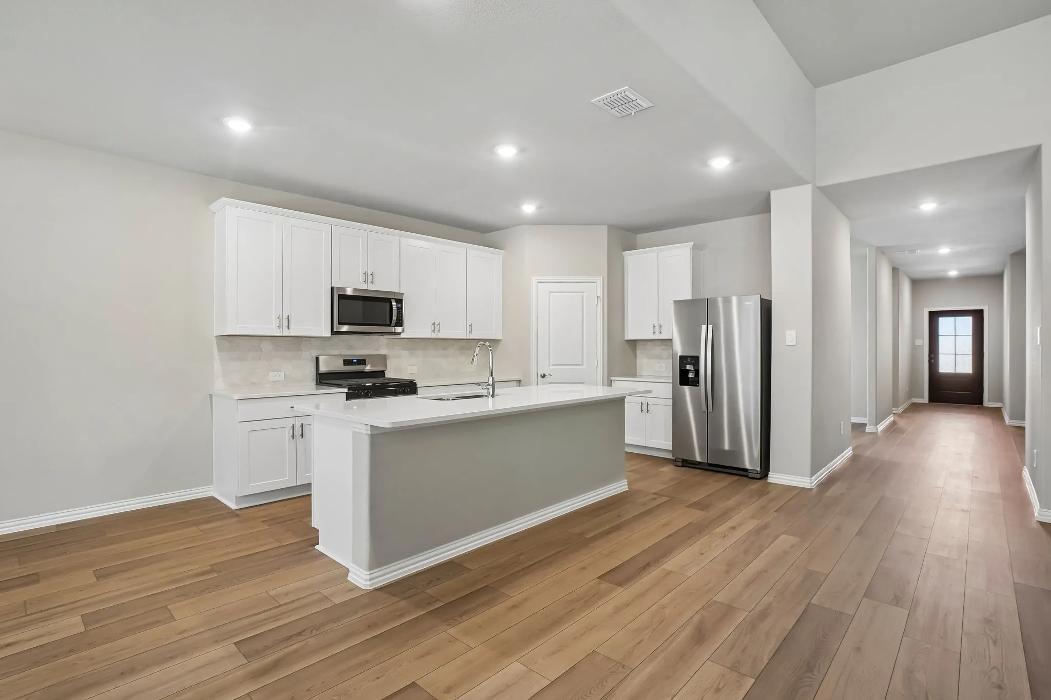Single Family Residence For Sale in Collin County , 2401 Grand Teton Drive, Anna, Texas 75409, 4 Bedroom, 3 Bathroom, 3 Garage spaces, 2,477 Sqft, built in 2026, mls#21381521, Real Estate Agent in Anna, Homes For Sale in Collin county, Homes For Sale in Anna, Realtor in Anna Texas, Real Estate Brokerage Independent Realty Texas, Luminita Cordes Realtor