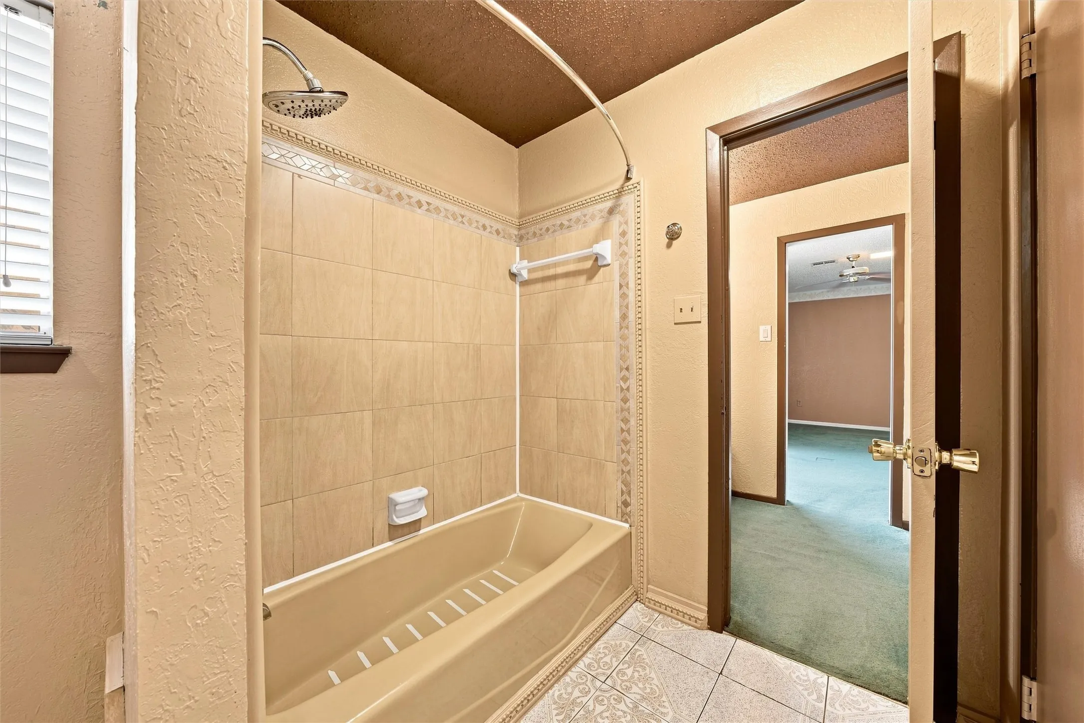 Single Family Residence For Sale in Bosque County , 101 W Avenue G, Valley Mills, Texas 76689, 4 Bedroom, 2 Bathroom, Garage spaces, 2,394 Sqft, built in 1978, mls#21381949, Real Estate Agent in Valley Mills, Homes For Sale in Bosque county, Homes For Sale in Valley Mills, Realtor in Valley Mills Texas, Real Estate Brokerage Independent Realty Texas, Luminita Cordes Realtor