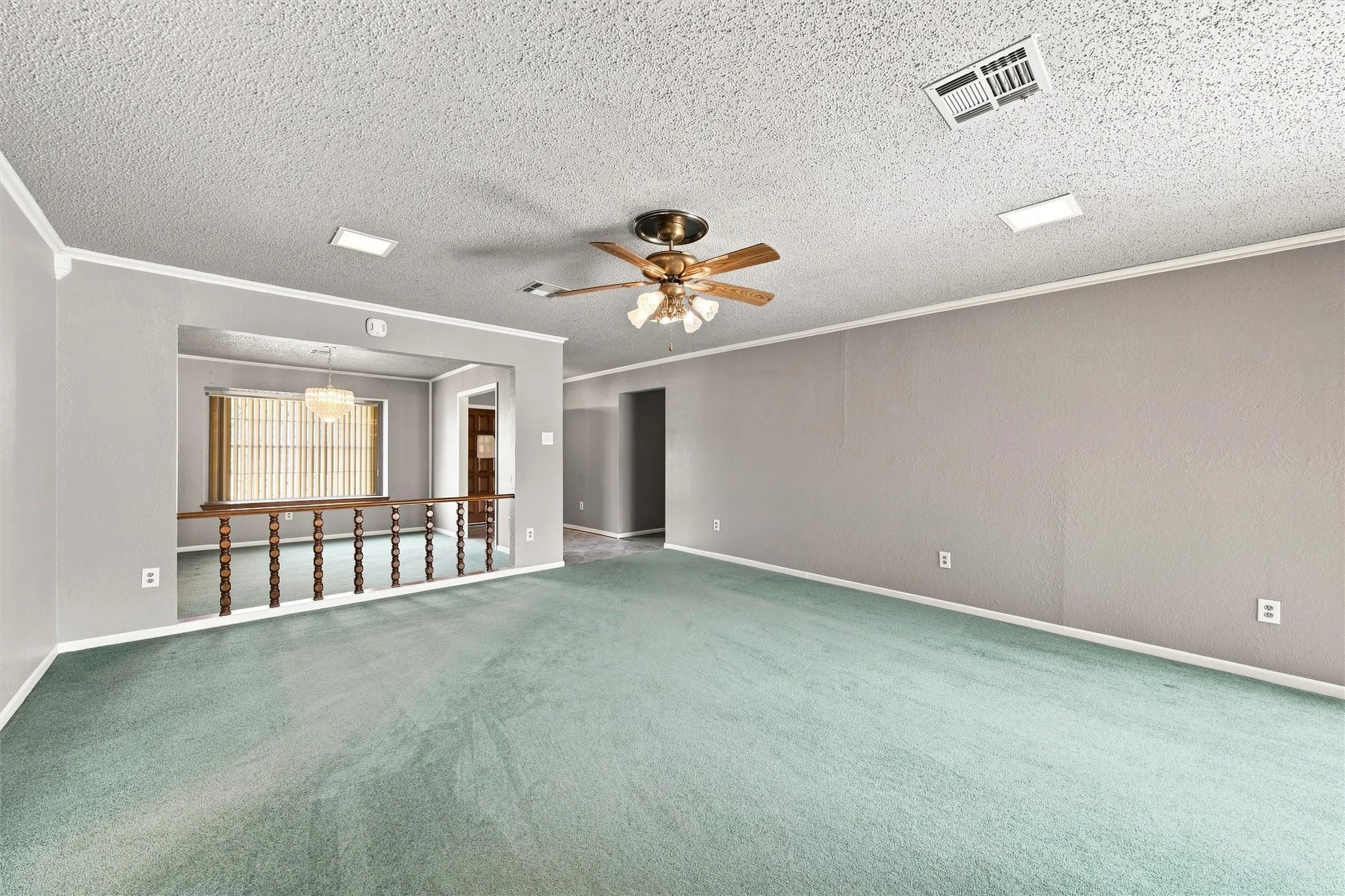 Single Family Residence For Sale in Bosque County , 101 W Avenue G, Valley Mills, Texas 76689, 4 Bedroom, 2 Bathroom, Garage spaces, 2,394 Sqft, built in 1978, mls#21381949, Real Estate Agent in Valley Mills, Homes For Sale in Bosque county, Homes For Sale in Valley Mills, Realtor in Valley Mills Texas, Real Estate Brokerage Independent Realty Texas, Luminita Cordes Realtor