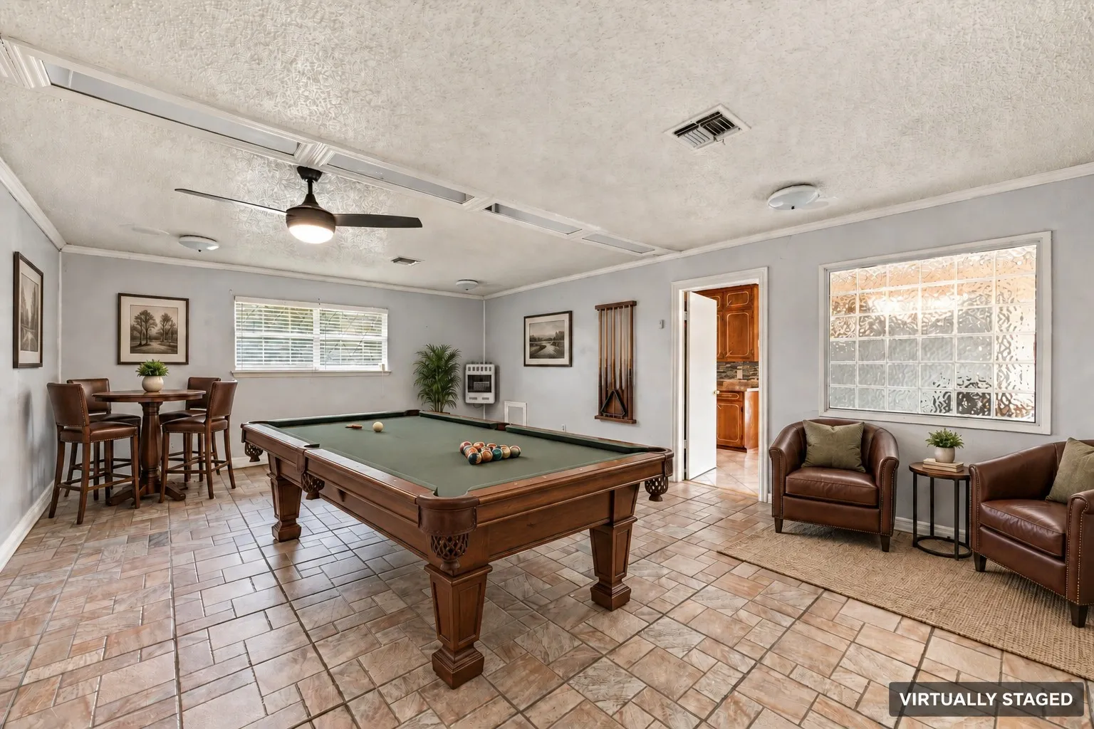 Single Family Residence For Sale in Bosque County , 101 W Avenue G, Valley Mills, Texas 76689, 4 Bedroom, 2 Bathroom, Garage spaces, 2,394 Sqft, built in 1978, mls#21381949, Real Estate Agent in Valley Mills, Homes For Sale in Bosque county, Homes For Sale in Valley Mills, Realtor in Valley Mills Texas, Real Estate Brokerage Independent Realty Texas, Luminita Cordes Realtor