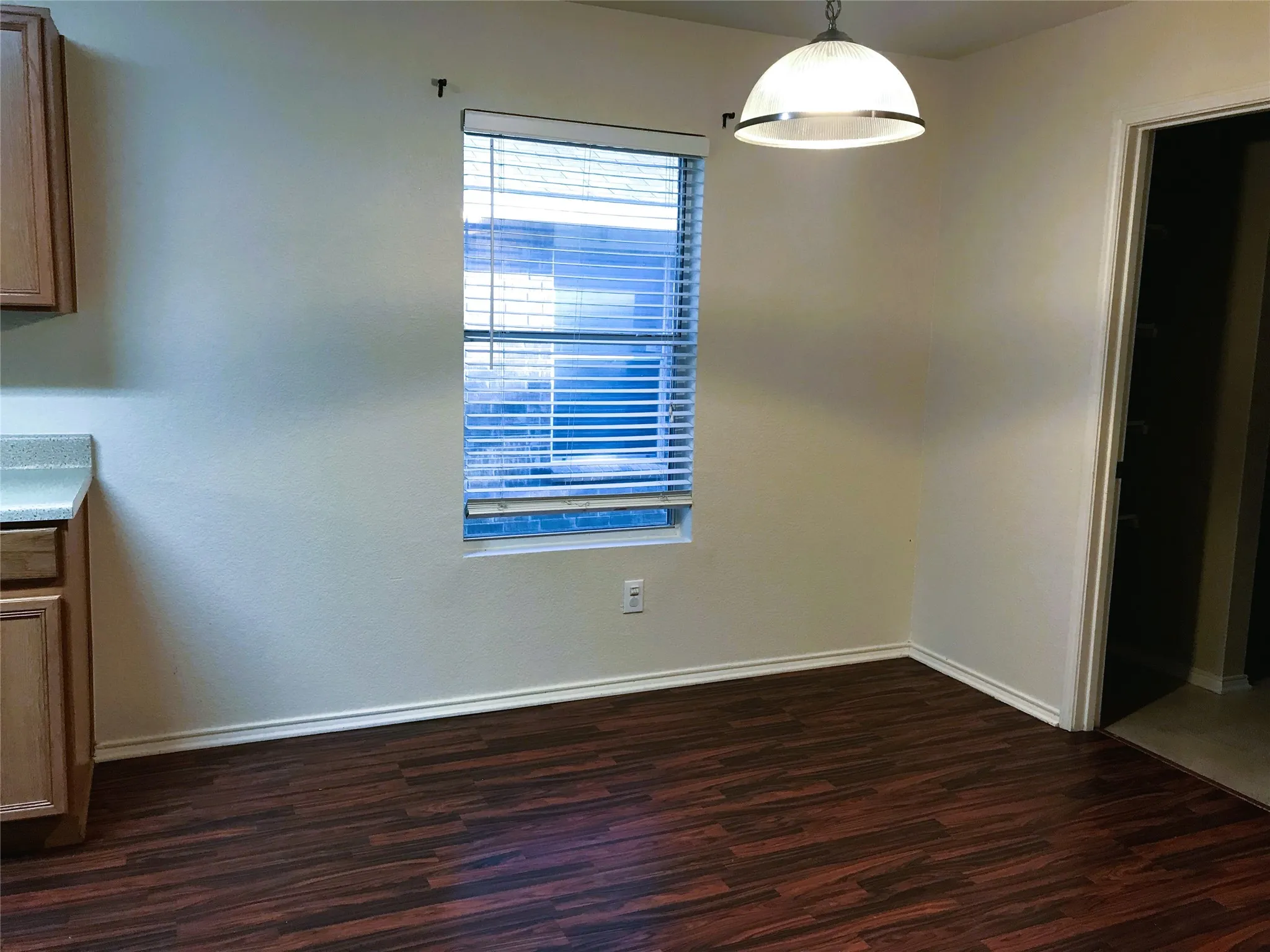 Single Family Residence For Rent in Tarrant County , 4513 Waterford Drive, Fort Worth, Texas 76179, 3 Bedroom, 2 Bathroom, 2 Garage spaces, 1,428 Sqft, built in 2006, mls#21383142, Real Estate Agent in Fort Worth, Homes For Rent in Tarrant county, Homes For Rent in Fort Worth, Realtor in Fort Worth Texas, Real Estate Brokerage Independent Realty Texas, Luminita Cordes Realtor