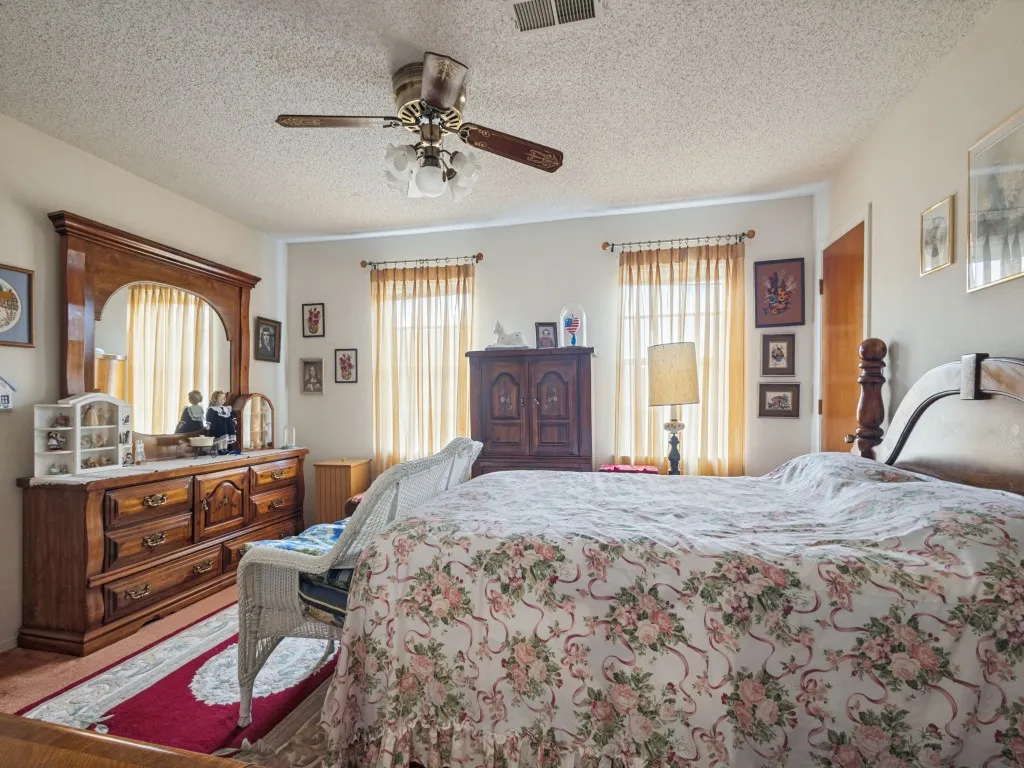 Spacious primary bedroom