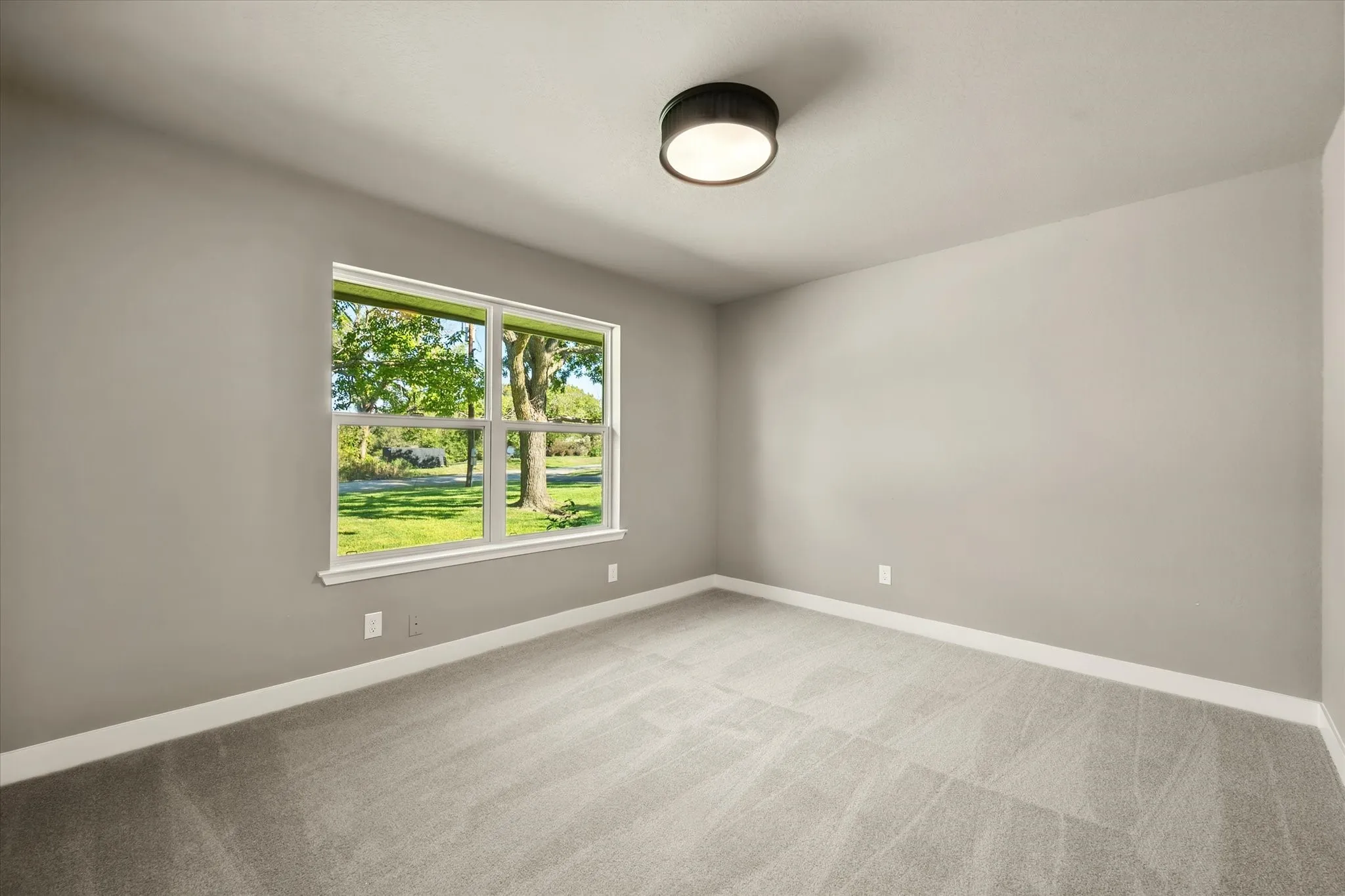 Single Family Residence For Sale in Parker County , 6809 Norris Circle, Weatherford, Texas 76087, 3 Bedroom, 2 Bathroom, 2 Garage spaces, 2,011 Sqft, built in 1982, mls#21379356, Real Estate Agent in Weatherford, Homes For Sale in Parker county, Homes For Sale in Weatherford, Realtor in Weatherford Texas, Real Estate Brokerage Independent Realty Texas, Luminita Cordes Realtor