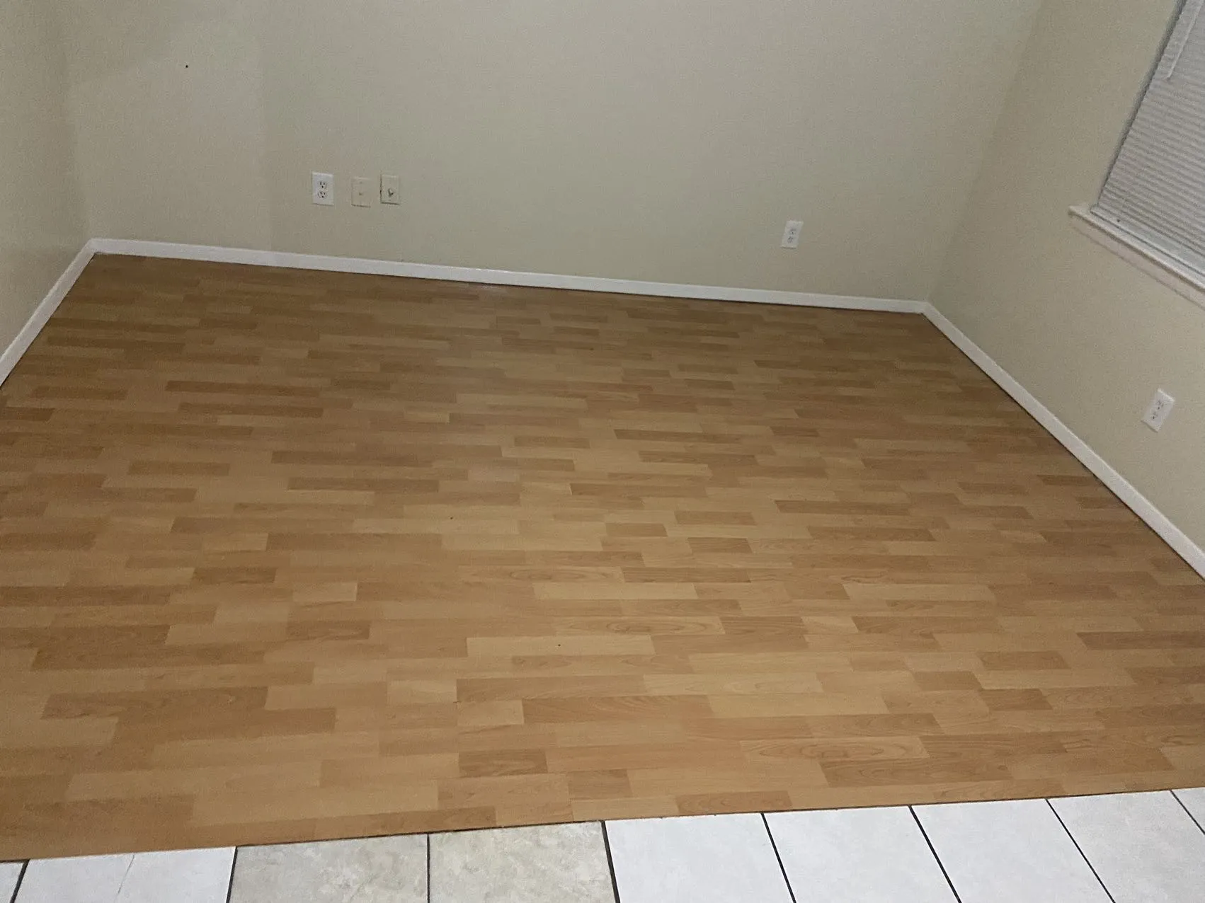 Single Family Residence For Rent in Dallas County , 616 W Grubb Drive, Mesquite, Texas 75149, 3 Bedroom, 2 Bathroom, Garage spaces, 1,296 Sqft, built in 1963, mls#21383488, Real Estate Agent in Mesquite, Homes For Rent in Dallas county, Homes For Rent in Mesquite, Realtor in Mesquite Texas, Real Estate Brokerage Independent Realty Texas, Luminita Cordes Realtor