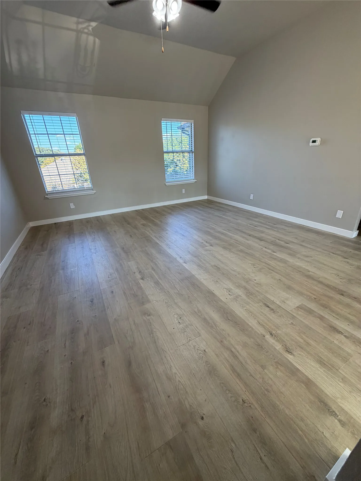 Single Family Residence For Rent in Denton County , 2300 Brooklake Street W, Denton, Texas 76207, 5 Bedroom, 4 Bathroom, 2 Garage spaces, 2,824 Sqft, built in 1990, mls#21383334, Real Estate Agent in Denton, Homes For Rent in Denton county, Homes For Rent in Denton, Realtor in Denton Texas, Real Estate Brokerage Independent Realty Texas, Luminita Cordes Realtor