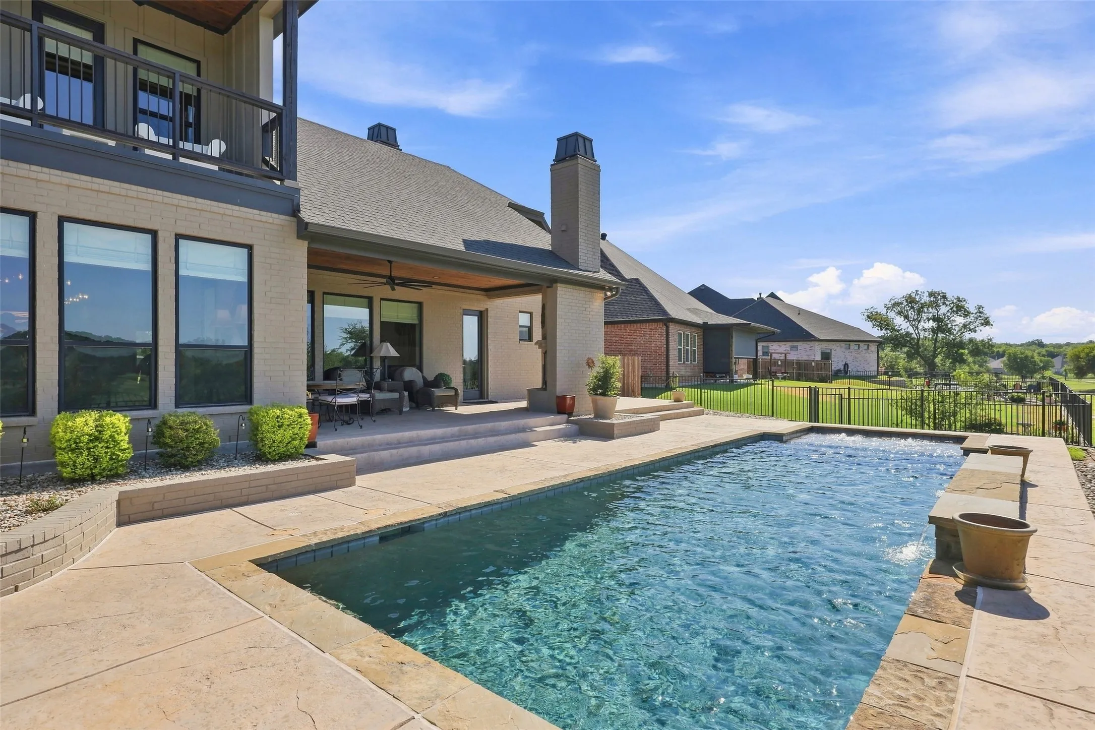 Single Family Residence For Sale in Parker County , 1245 Crown Valley Drive, Weatherford, Texas 76087, 4 Bedroom, 4 Bathroom, 2 Garage spaces, 2,865 Sqft, built in 2020, mls#21382811, Real Estate Agent in Weatherford, Homes For Sale in Parker county, Homes For Sale in Weatherford, Realtor in Weatherford Texas, Real Estate Brokerage Independent Realty Texas, Luminita Cordes Realtor