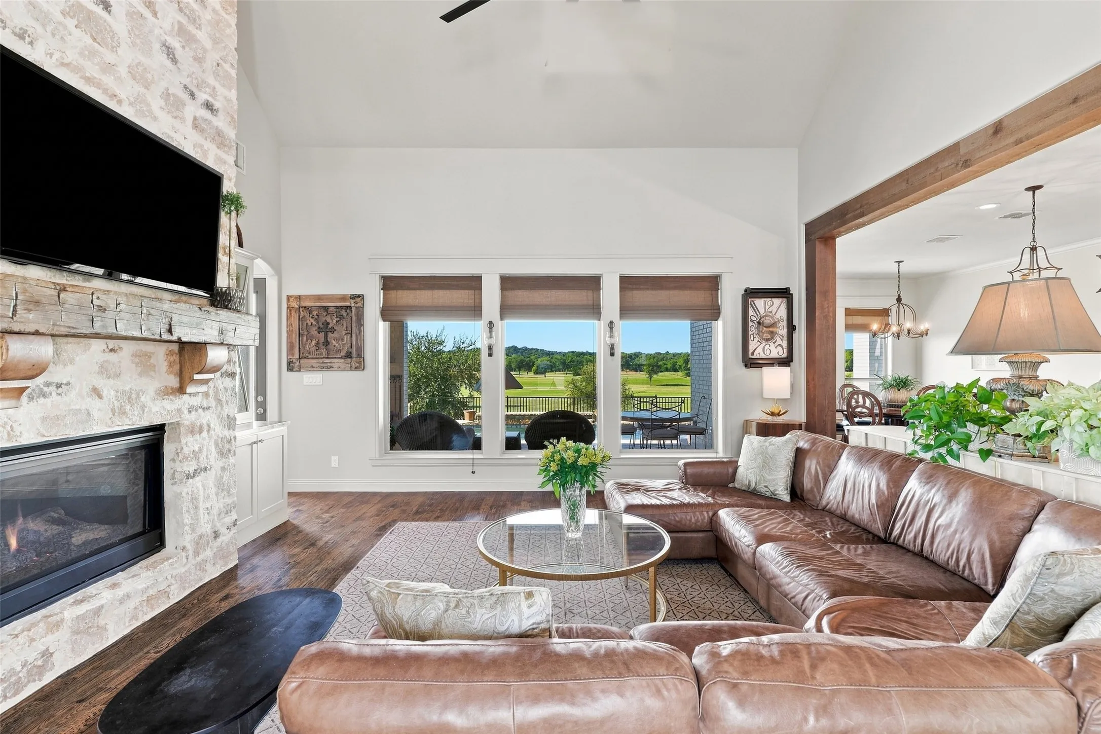 Single Family Residence For Sale in Parker County , 1245 Crown Valley Drive, Weatherford, Texas 76087, 4 Bedroom, 4 Bathroom, 2 Garage spaces, 2,865 Sqft, built in 2020, mls#21382811, Real Estate Agent in Weatherford, Homes For Sale in Parker county, Homes For Sale in Weatherford, Realtor in Weatherford Texas, Real Estate Brokerage Independent Realty Texas, Luminita Cordes Realtor