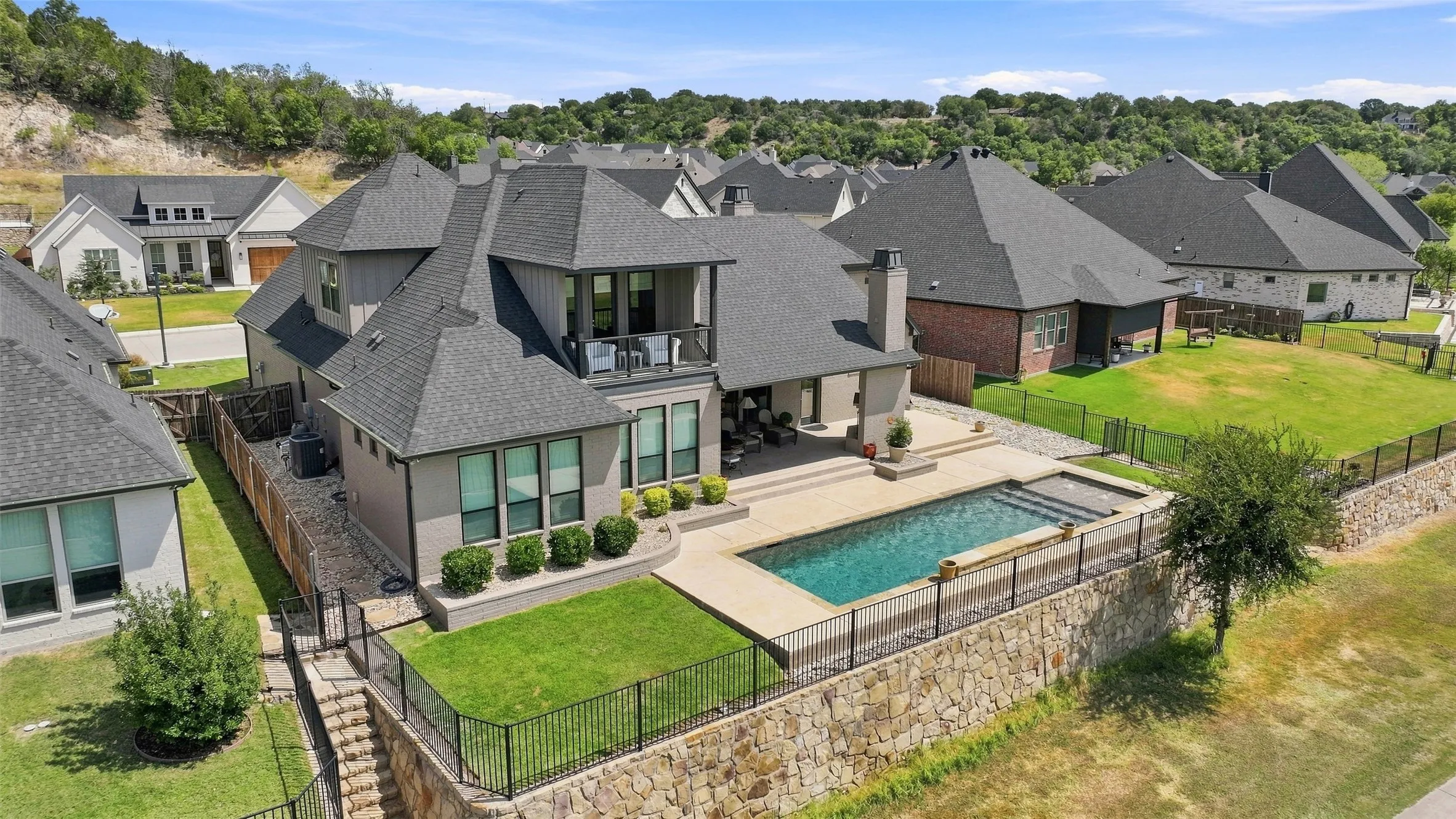 Single Family Residence For Sale in Parker County , 1245 Crown Valley Drive, Weatherford, Texas 76087, 4 Bedroom, 4 Bathroom, 2 Garage spaces, 2,865 Sqft, built in 2020, mls#21382811, Real Estate Agent in Weatherford, Homes For Sale in Parker county, Homes For Sale in Weatherford, Realtor in Weatherford Texas, Real Estate Brokerage Independent Realty Texas, Luminita Cordes Realtor