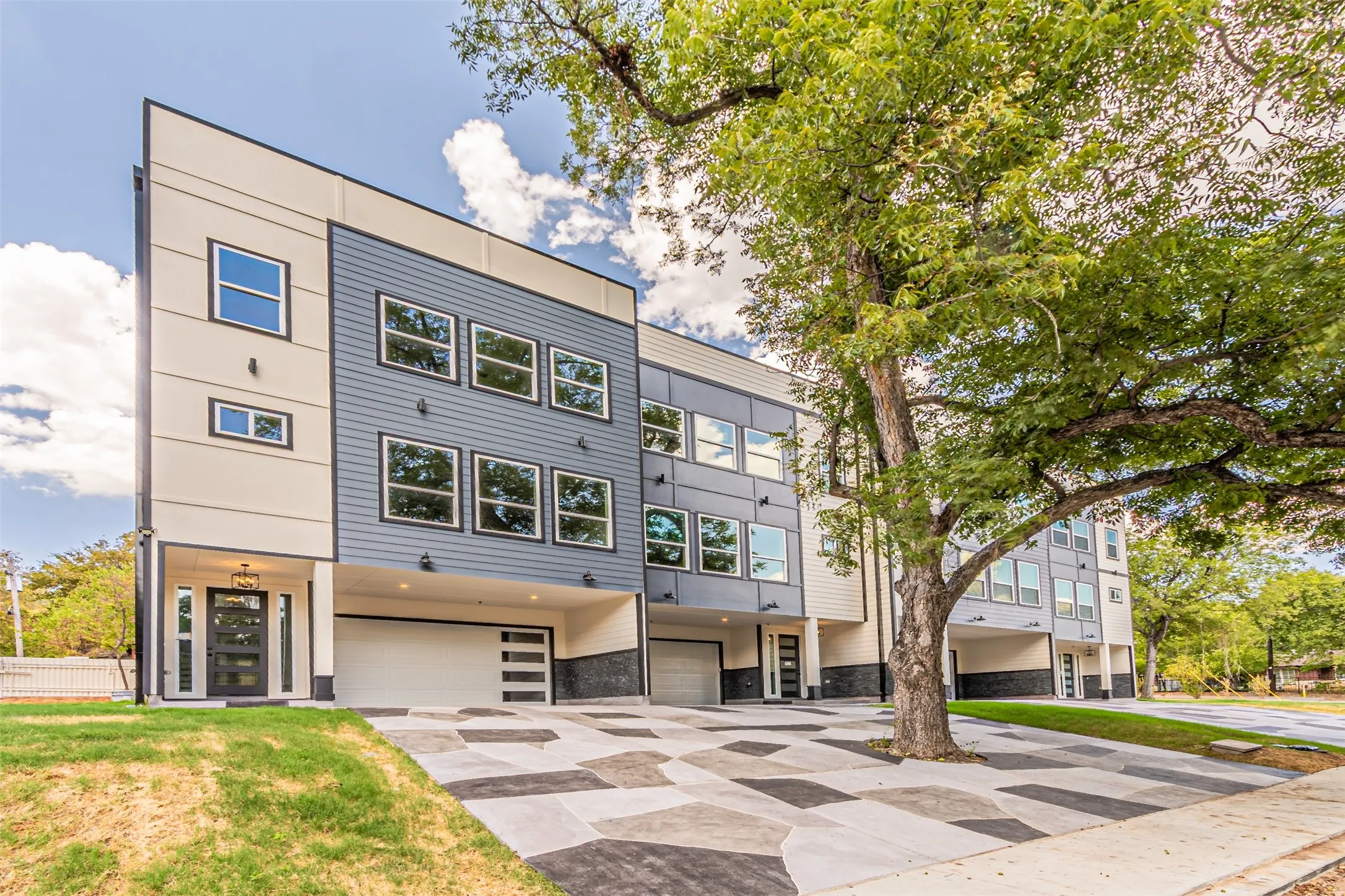 Quadruplex For Sale in Dallas County , 2376 Longhorn Street A, B, C, D, Dallas, Texas 75228, 12 Bedroom, 16 Bathroom, Garage spaces, 0 Sqft, built in 2026, mls#21383493, Real Estate Agent in Dallas, Homes For Sale in Dallas county, Homes For Sale in Dallas, Realtor in Dallas Texas, Real Estate Brokerage Independent Realty Texas, Luminita Cordes Realtor