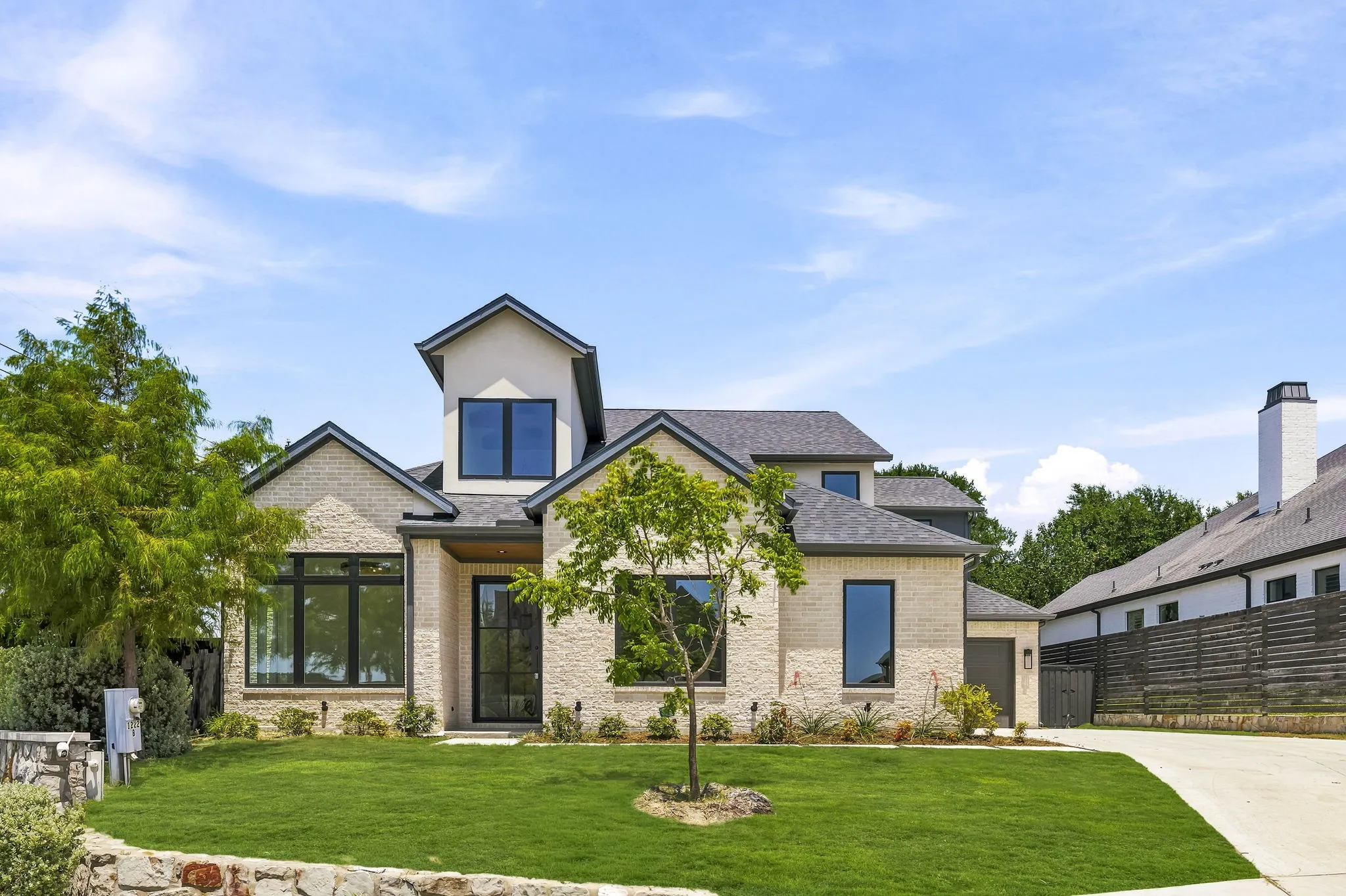 Single Family Residence For Sale in Rockwall County , 1222 Whisper Rock Drive, Rockwall, Texas 75032, 4 Bedroom, 4 Bathroom, 4 Garage spaces, 3,000 Sqft, built in 2025, mls#21381168, Real Estate Agent in Rockwall, Homes For Sale in Rockwall county, Homes For Sale in Rockwall, Realtor in Rockwall Texas, Real Estate Brokerage Independent Realty Texas, Luminita Cordes Realtor