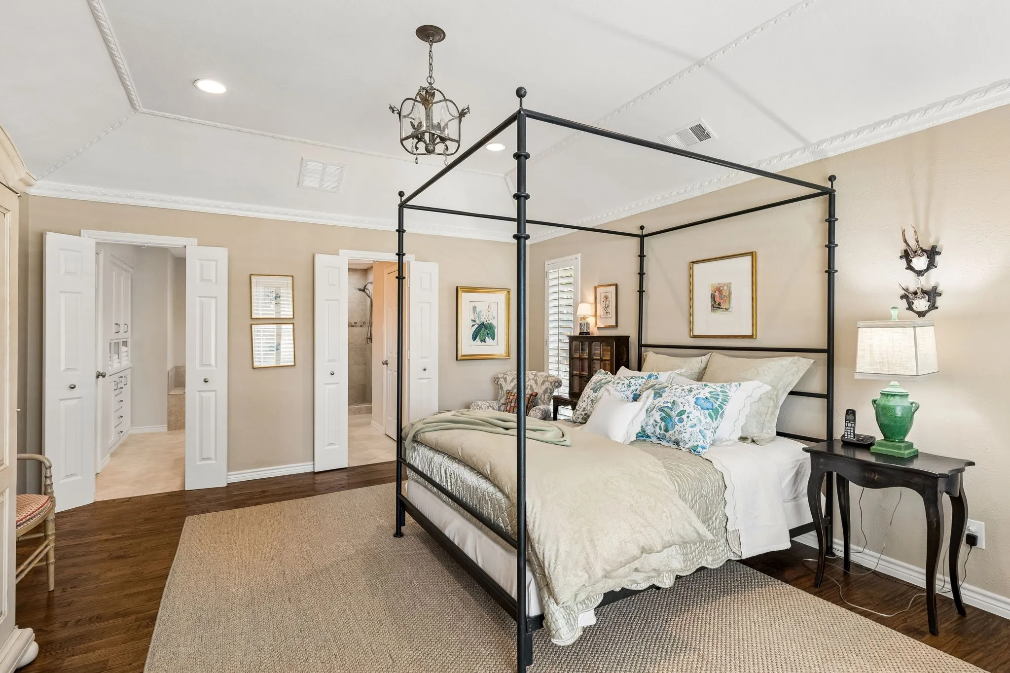 Single Family Residence For Sale in Collin County , 234 Shady Hill Drive, Richardson, Texas 75080, 4 Bedroom, 4 Bathroom, 2 Garage spaces, 2,932 Sqft, built in 1978, mls#21381864, Real Estate Agent in Richardson, Homes For Sale in Collin county, Homes For Sale in Richardson, Realtor in Richardson Texas, Real Estate Brokerage Independent Realty Texas, Luminita Cordes Realtor