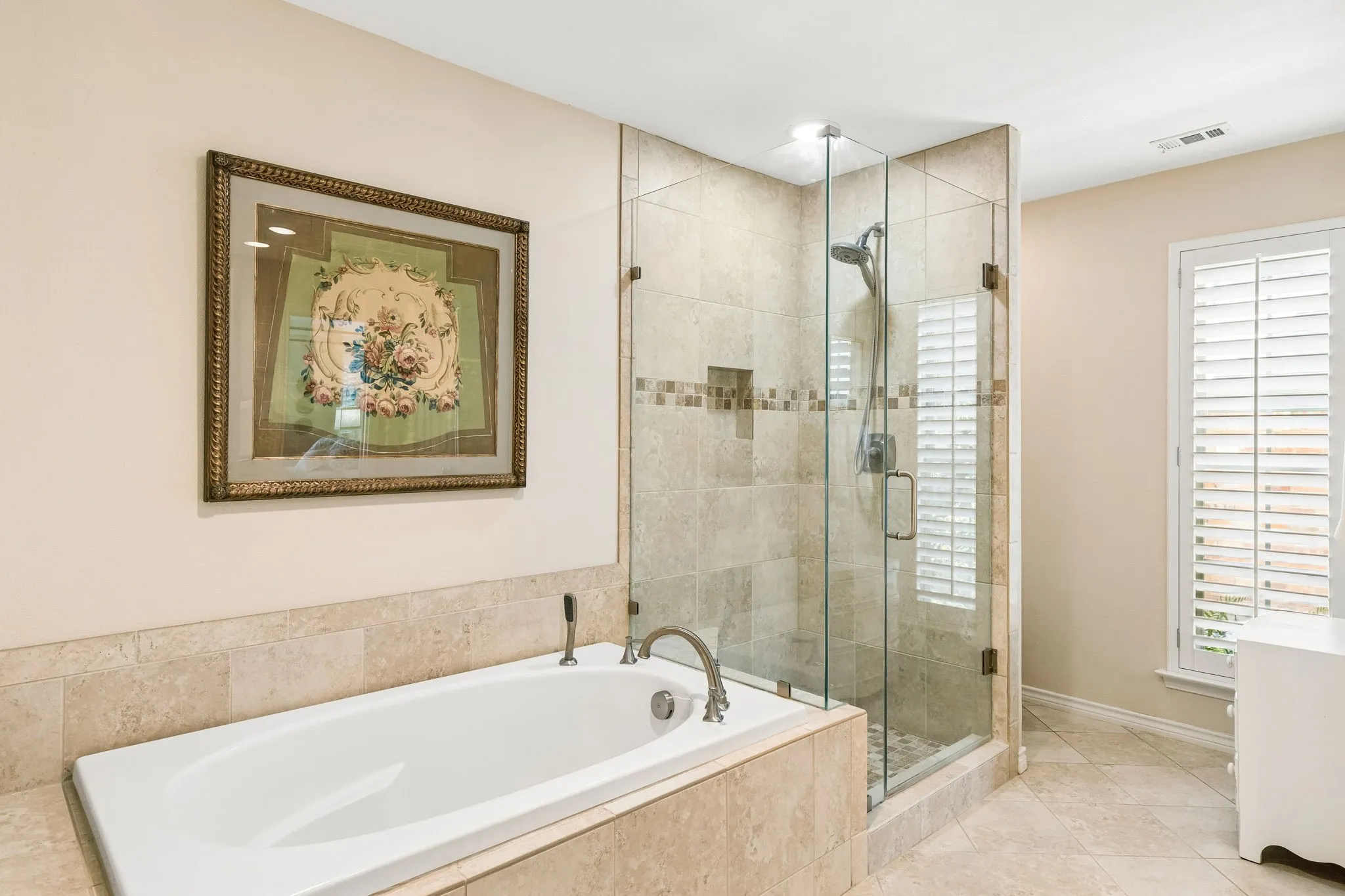 Single Family Residence For Sale in Collin County , 234 Shady Hill Drive, Richardson, Texas 75080, 4 Bedroom, 4 Bathroom, 2 Garage spaces, 2,932 Sqft, built in 1978, mls#21381864, Real Estate Agent in Richardson, Homes For Sale in Collin county, Homes For Sale in Richardson, Realtor in Richardson Texas, Real Estate Brokerage Independent Realty Texas, Luminita Cordes Realtor